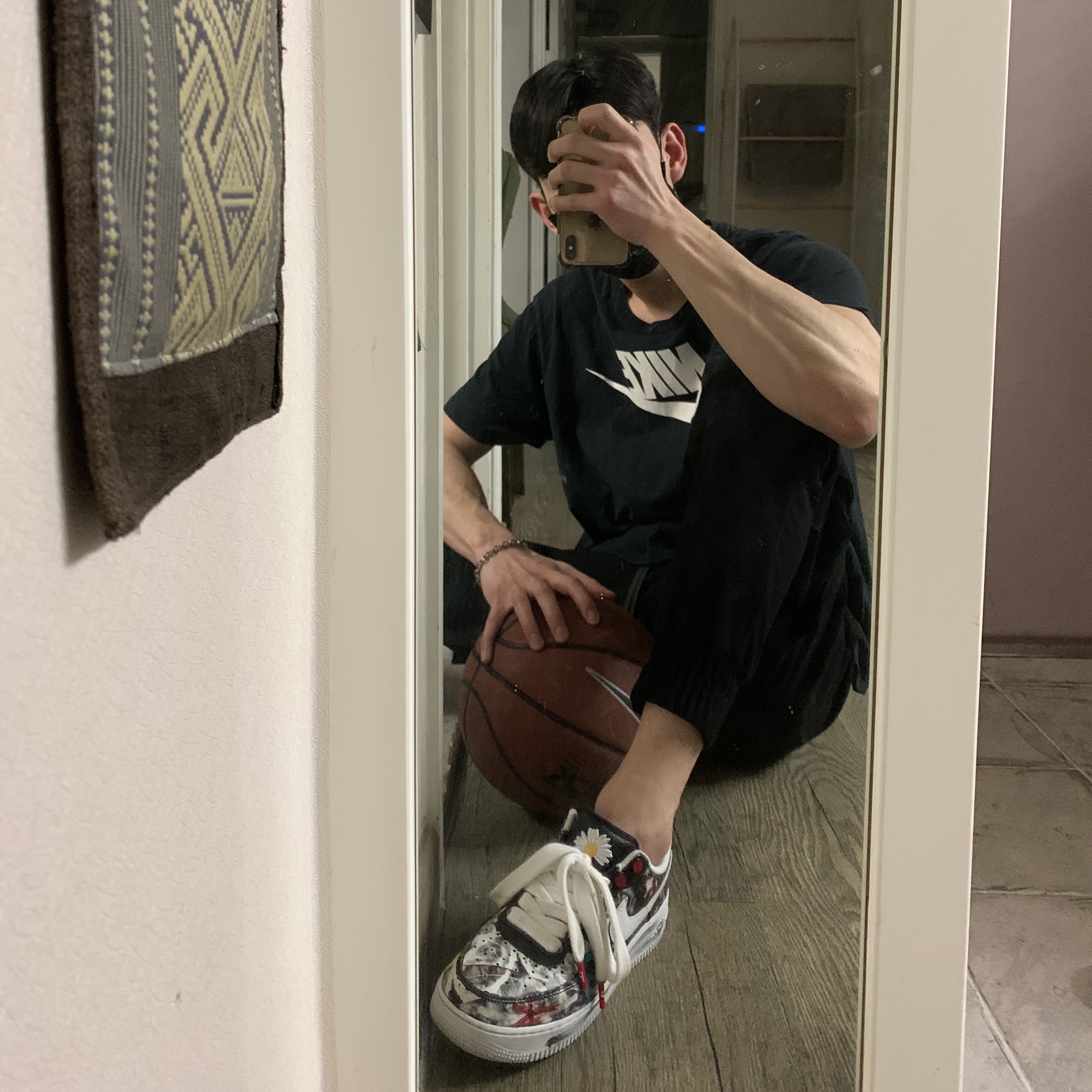 Nike x Peaceminusone Air Force 1 Low Para-Noise 착용 스타일