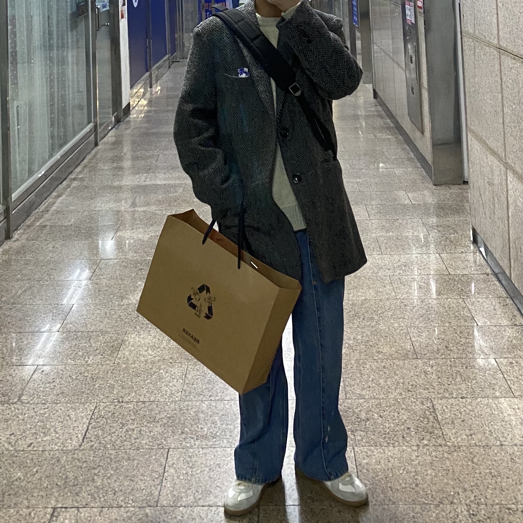 Maison Margiela Calfskin Replica Sneakers 착용 스타일