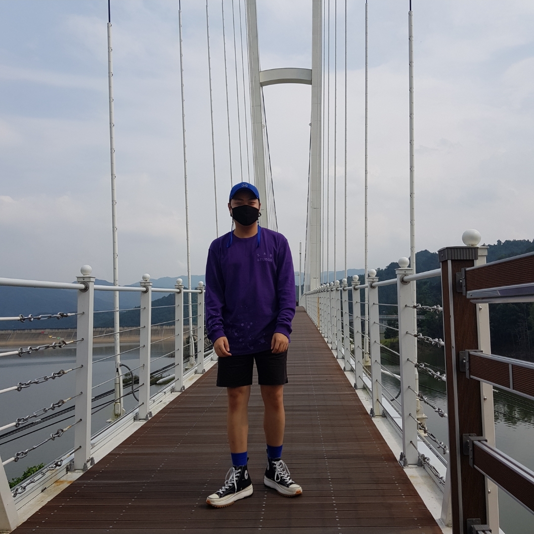 Converse x JW Anderson Run Star Hike Hi Black 착용 스타일