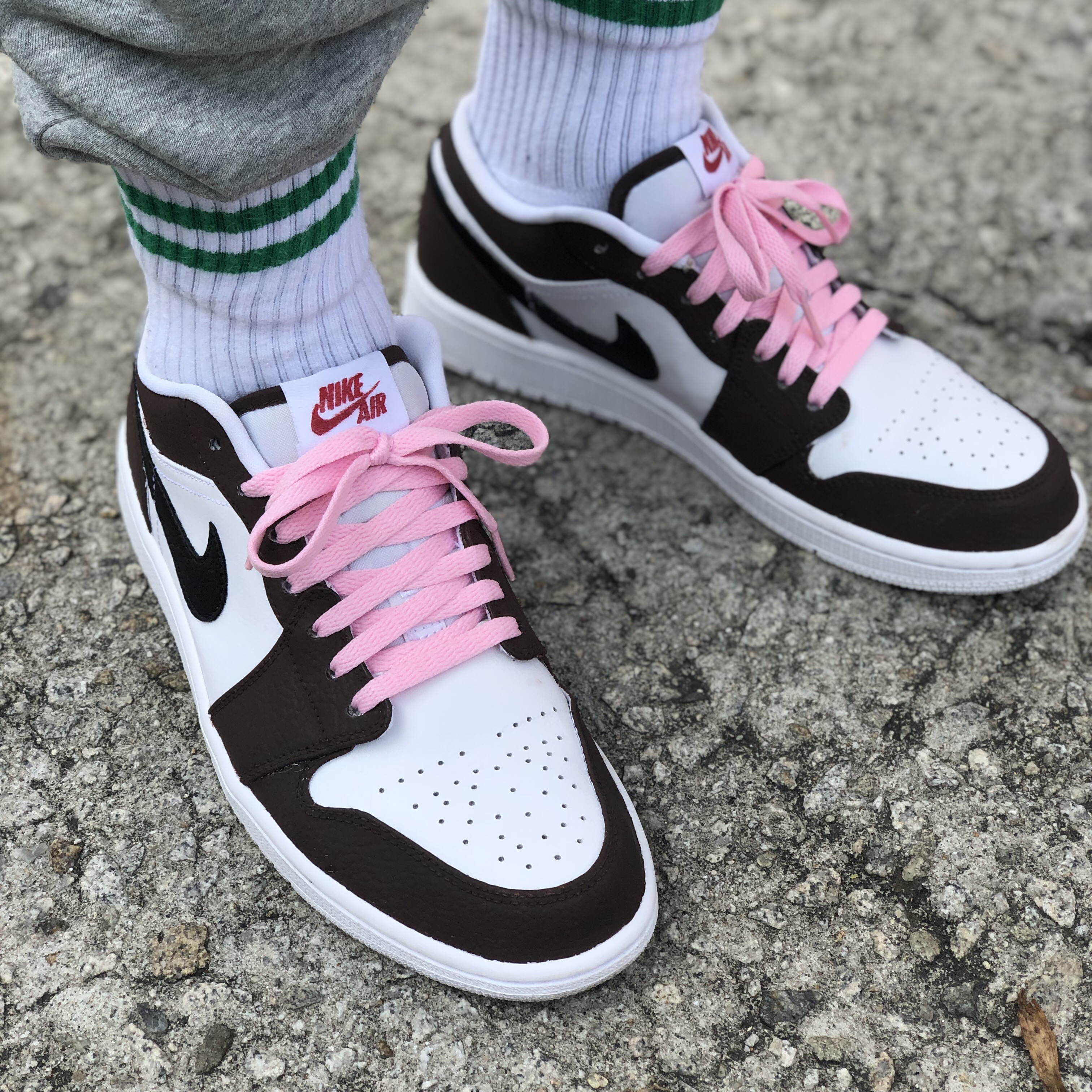 Jordan 1 Low Triple White Tumbled Leather 2020 착용 스타일 - 2