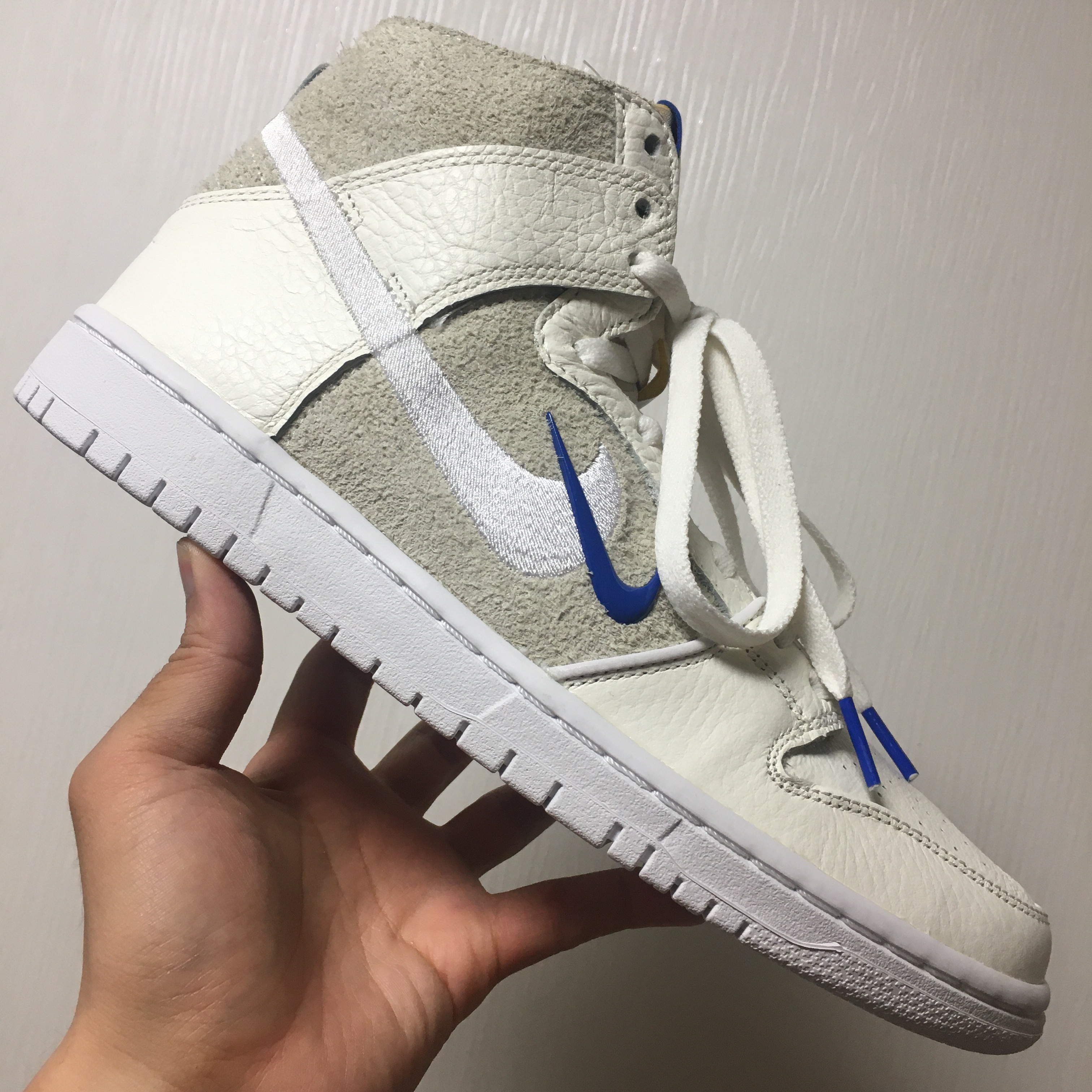 Nike x Soulland SB Dunk High FRI.day Part 02 착용 스타일 - 1