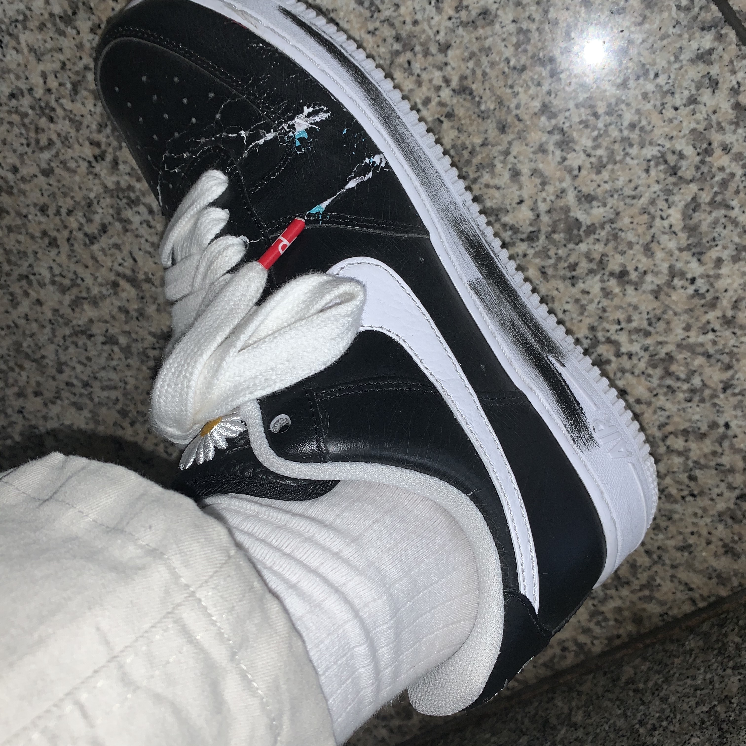 Nike x Peaceminusone Air Force 1 Low Para-Noise 착용 스타일
