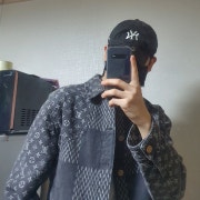 KREAM 프로필 이미지