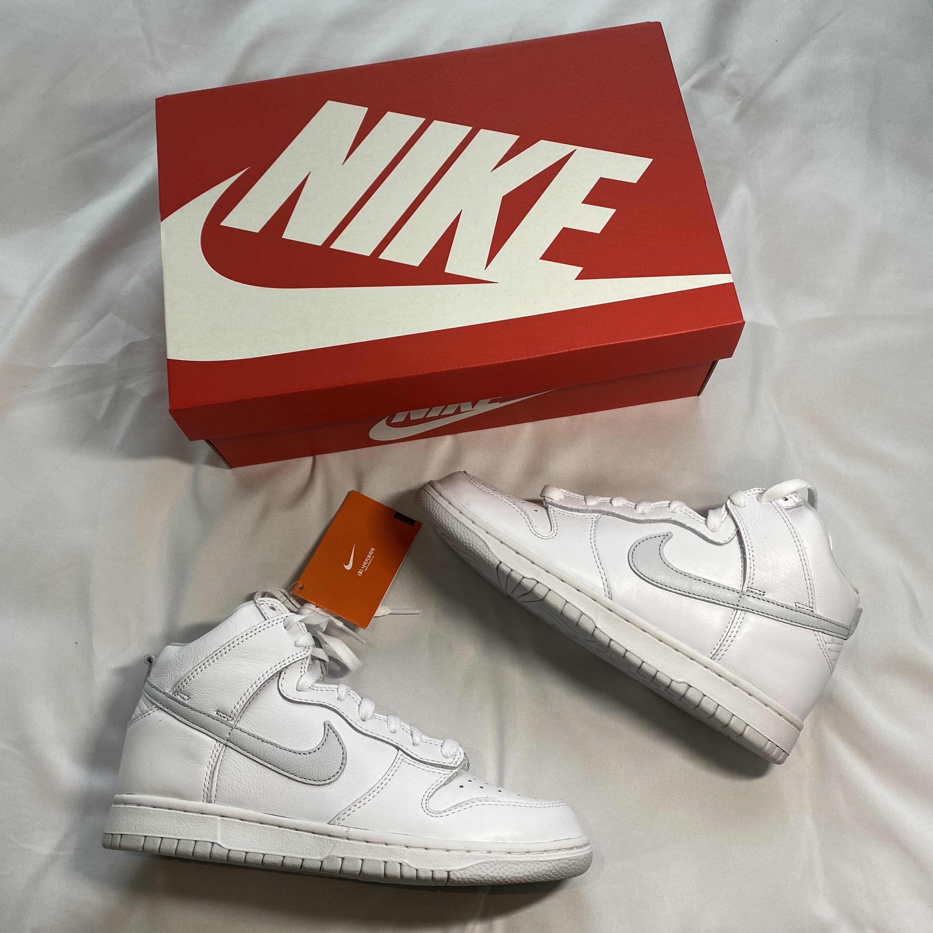 Nike Dunk High SP Pure Platinum 착용 스타일