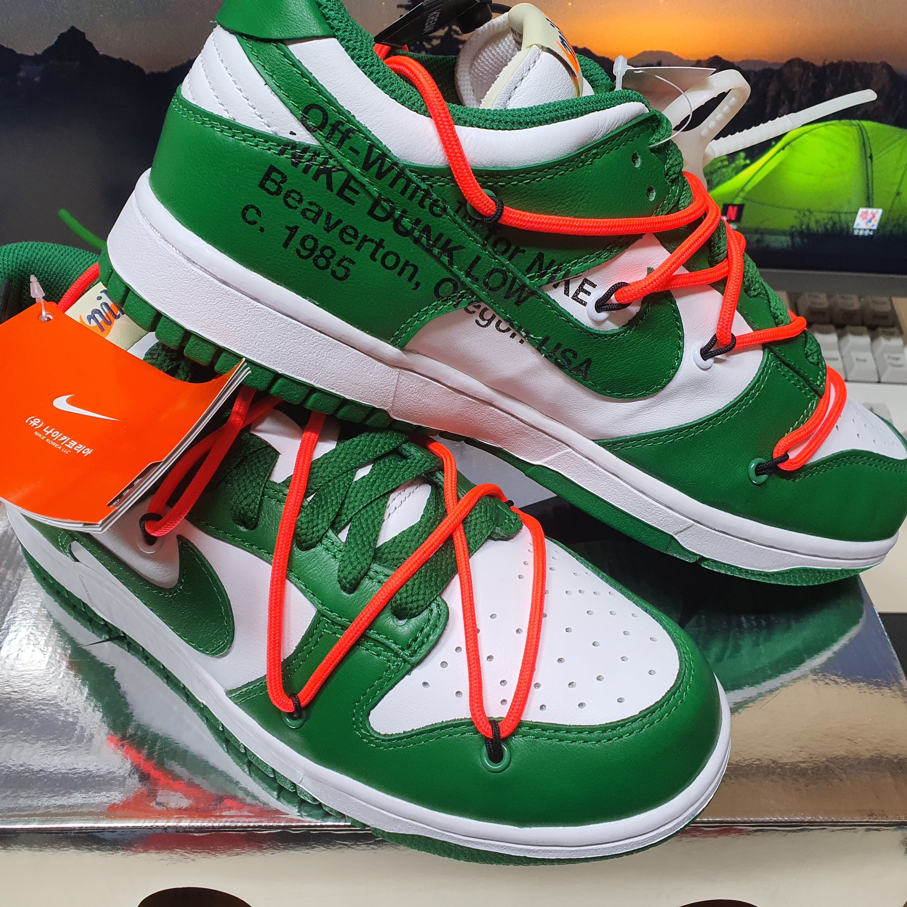 Nike x Off-White Dunk Low Pine Green 착용 스타일 - 2
