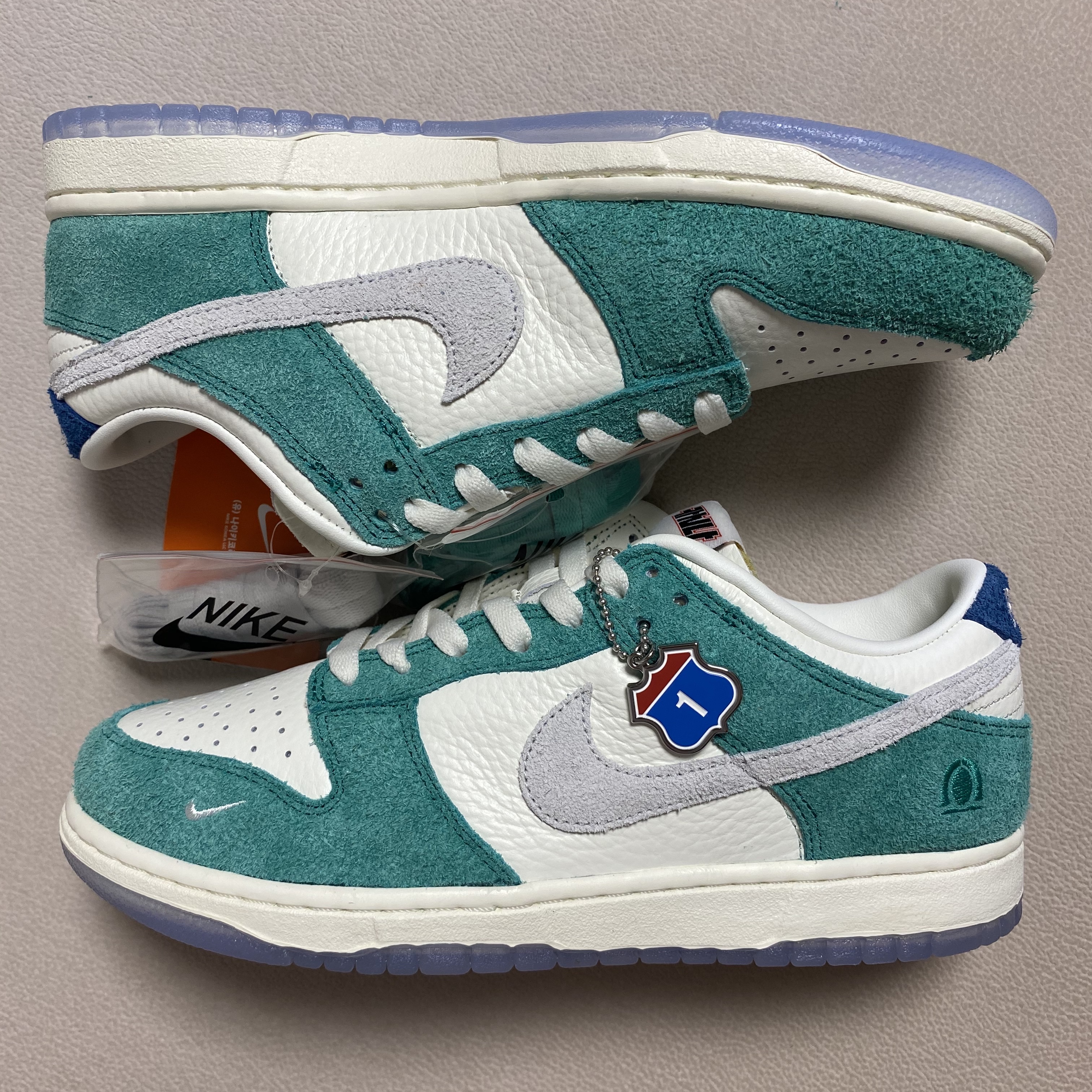 Nike x Kasina Dunk Low Road Sign - Kasina Exclusive 착용 스타일 - 2