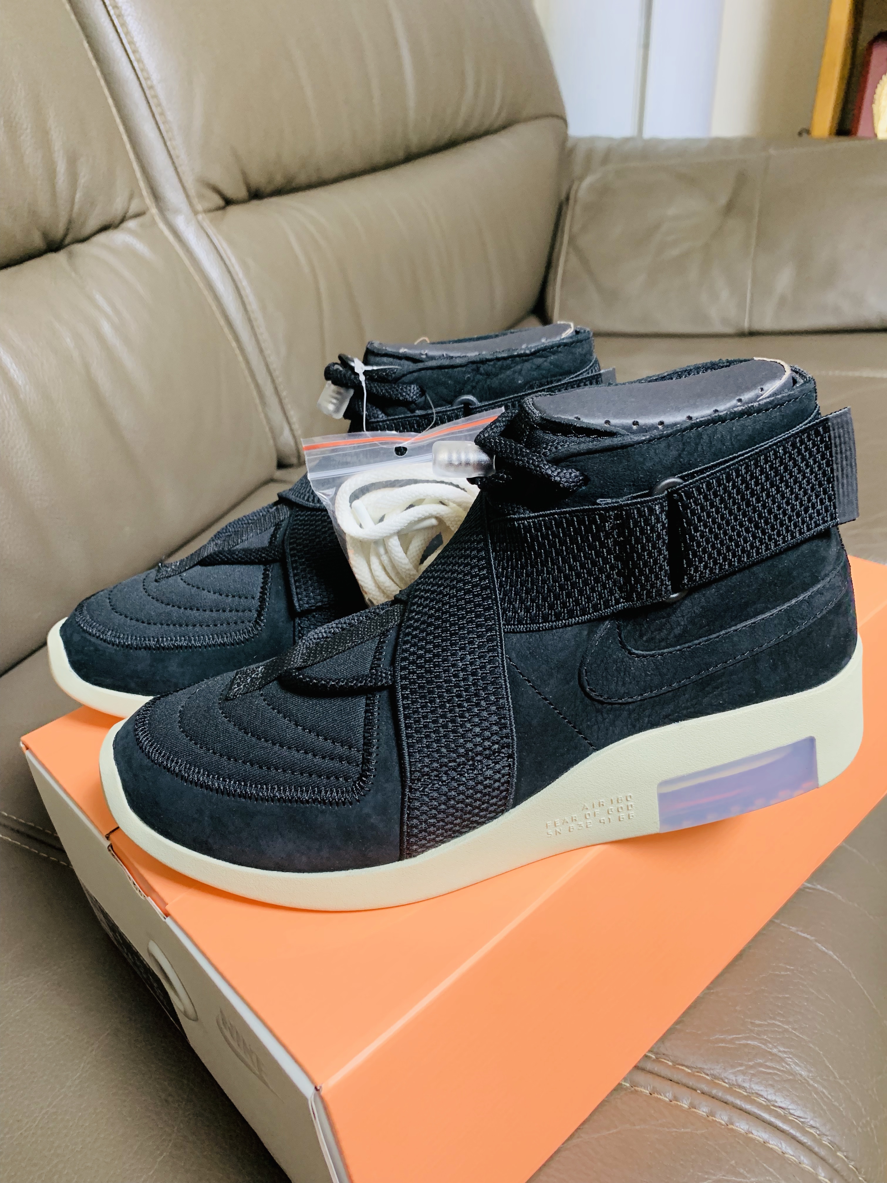 Nike x Fear of God Air Fear of God Raid Black 착용 스타일