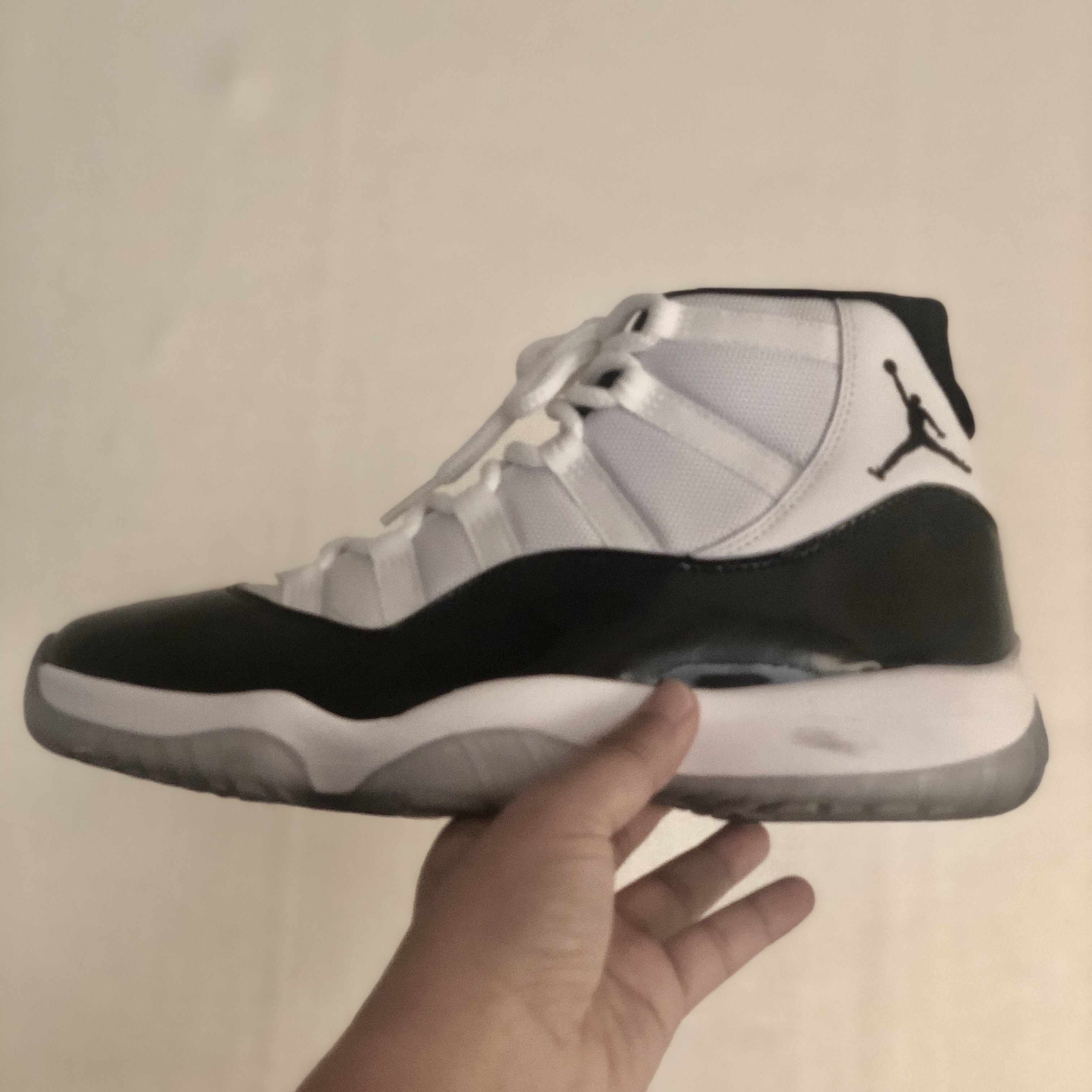 Jordan 11 Retro Concord 2018 착용 스타일