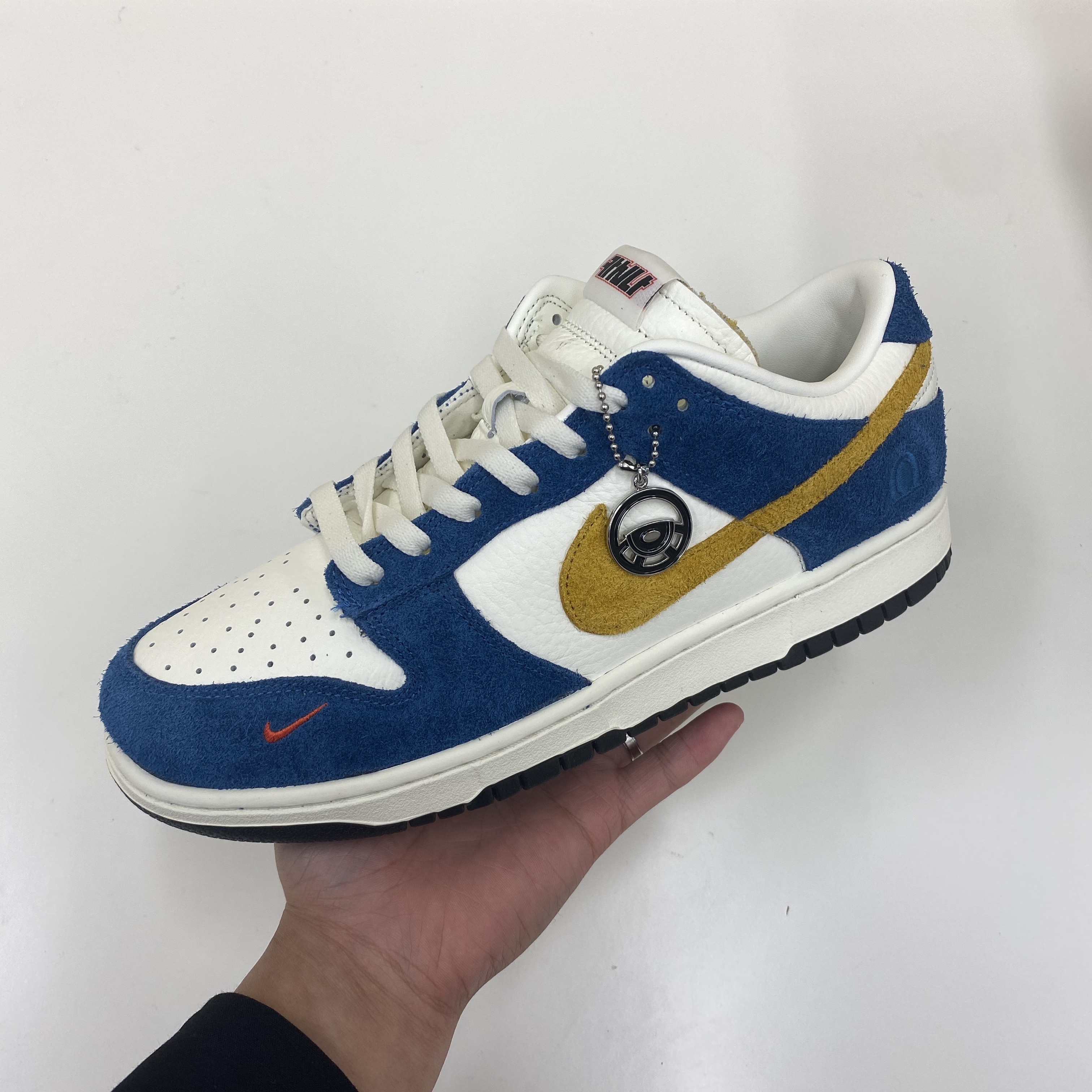 Nike x Kasina Dunk Low 80's Bus 착용 스타일 - 1