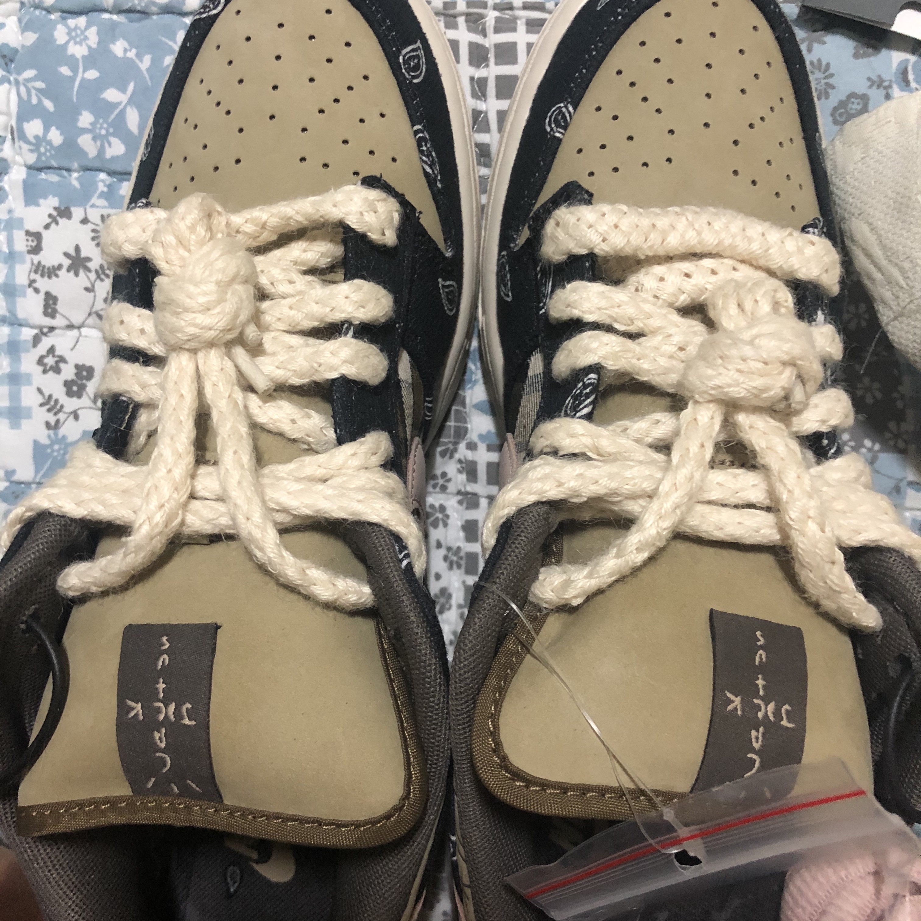 Nike x Travis Scott SB Dunk Low 착용 스타일 - 3