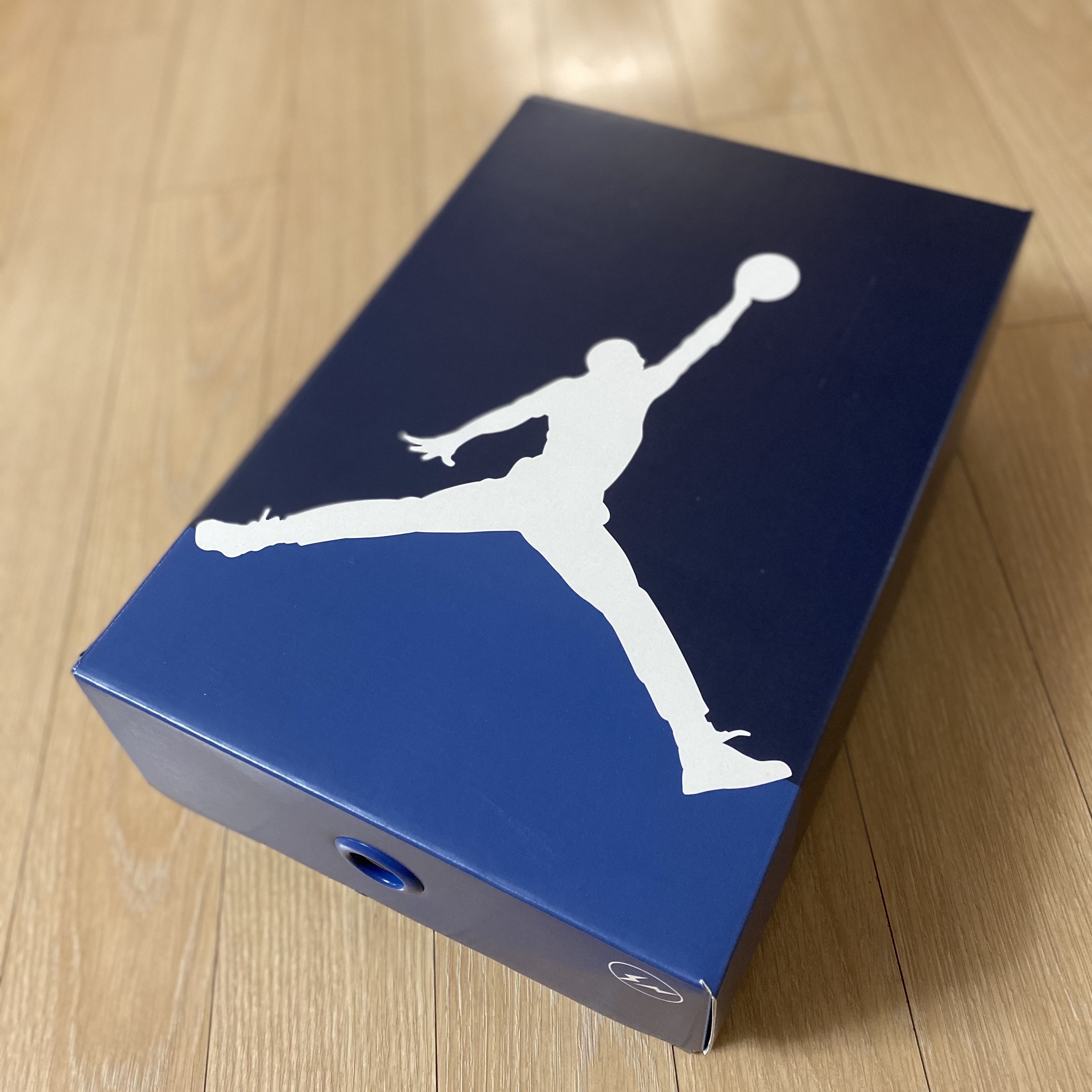 Jordan 3 x Fragment Retro SP White Black 착용 스타일 - 5