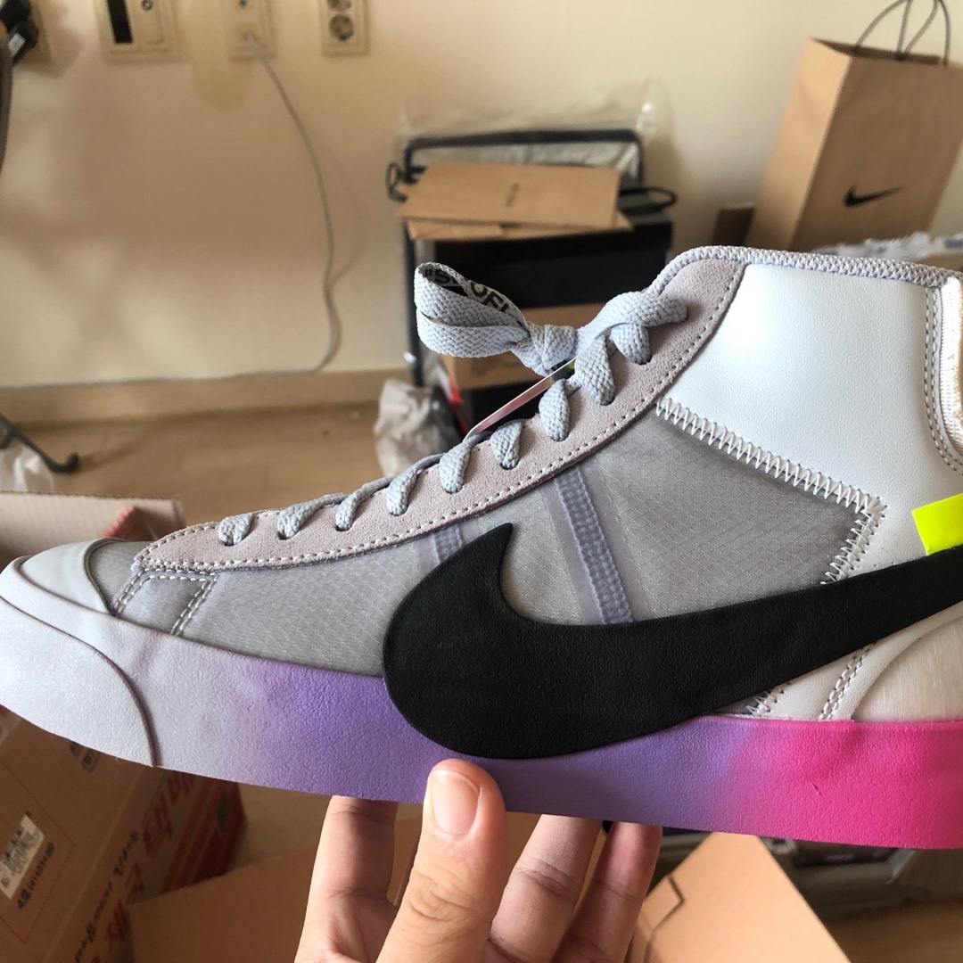 Nike x Off-White Blazer Mid Wolf Grey Serena Queen 착용 스타일