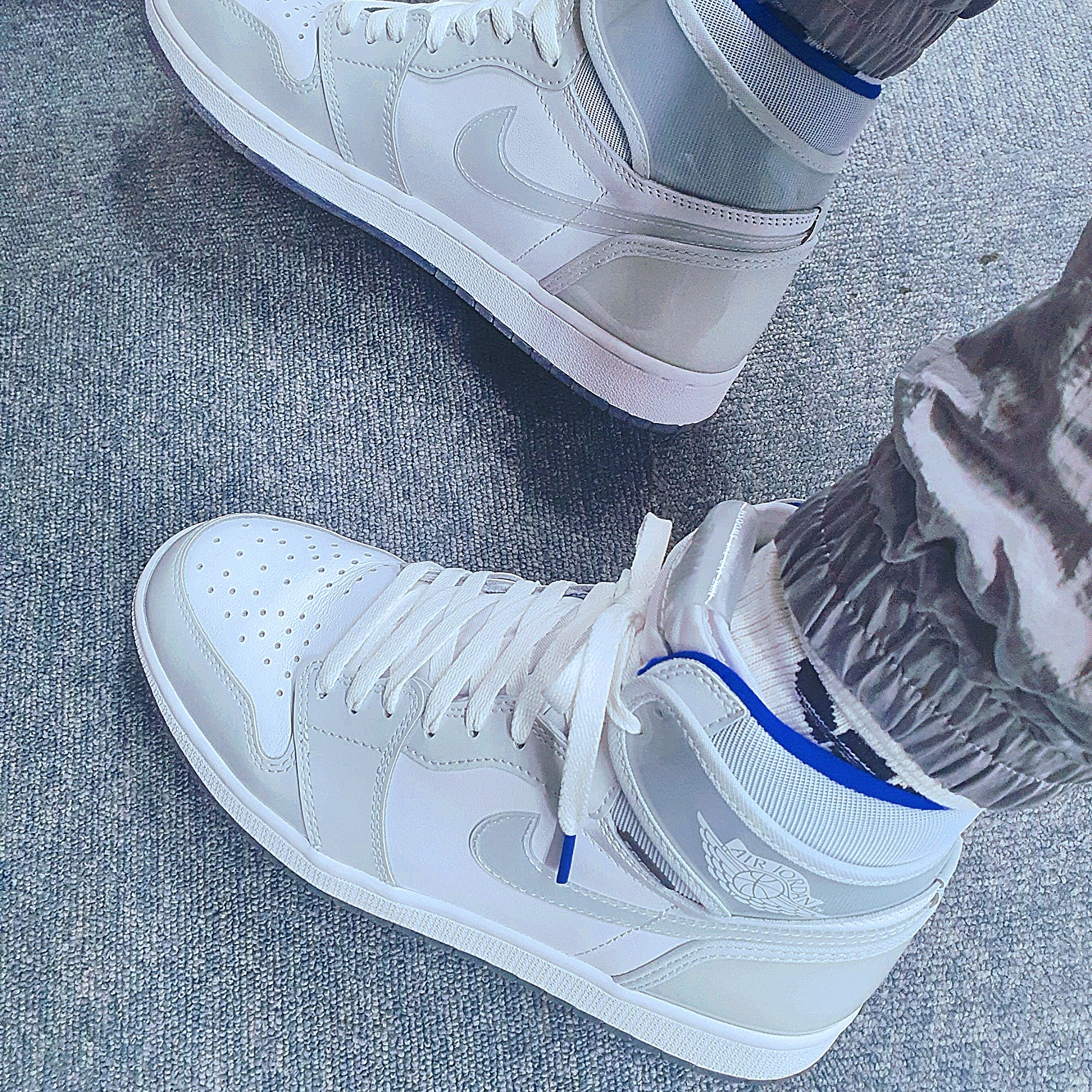 Jordan 1 Retro High Zoom White Racer Blue 착용 스타일