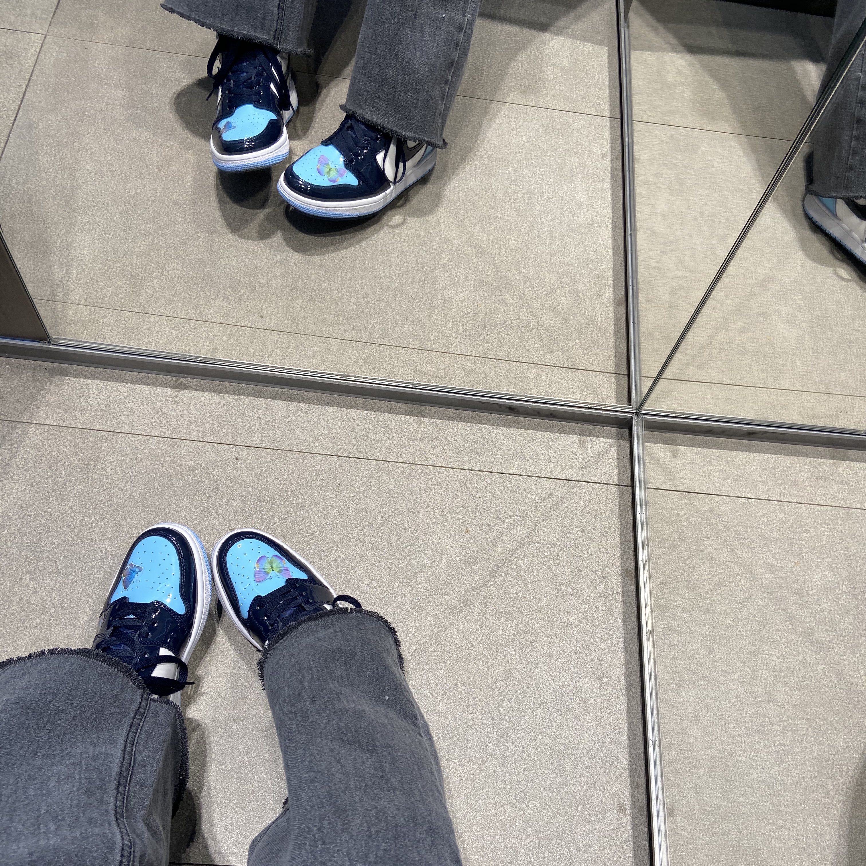 (W) Jordan 1 Retro High OG Blue Chill 착용 스타일