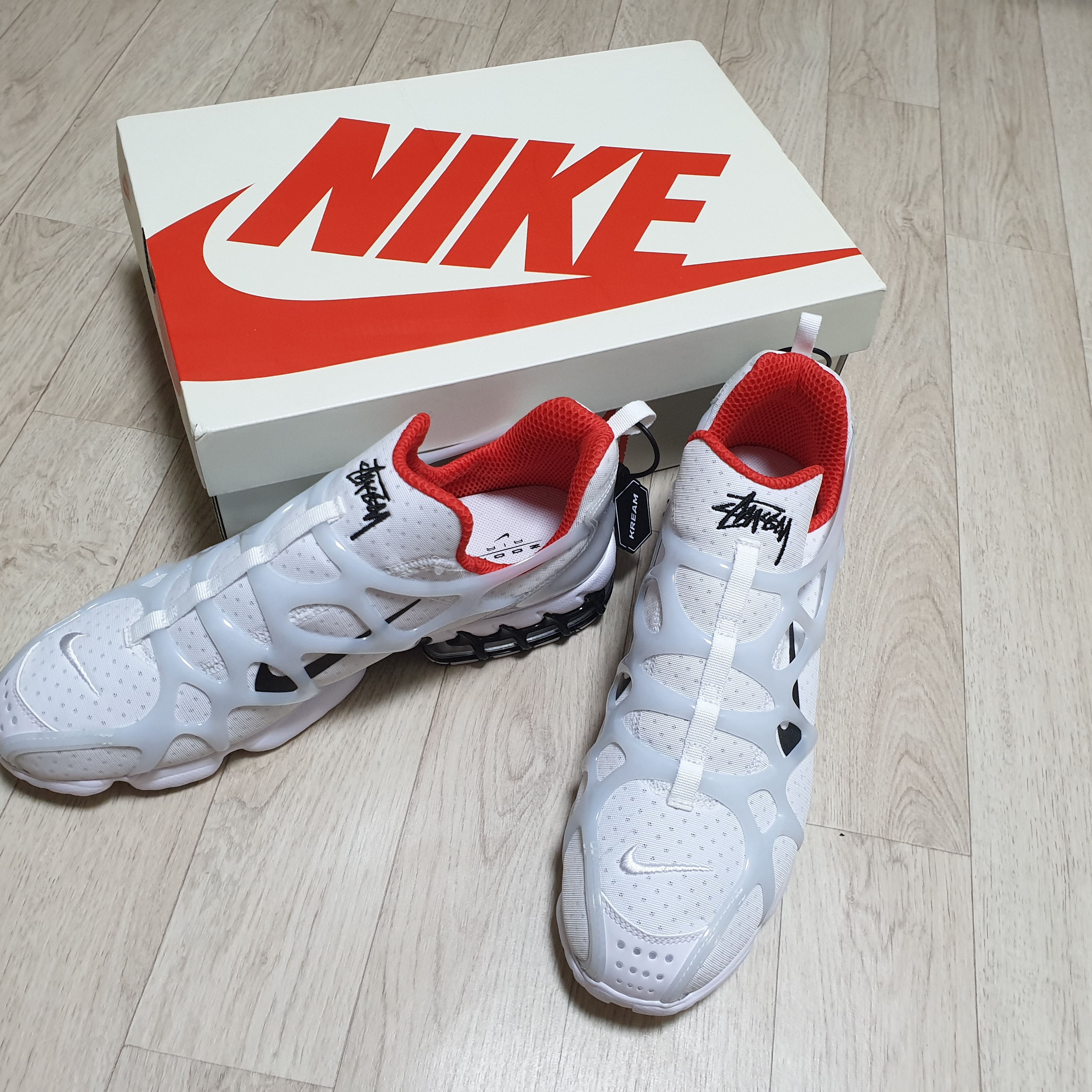 Nike x Stussy Air Zoom Spiridon Kukini White 착용 스타일 - 1