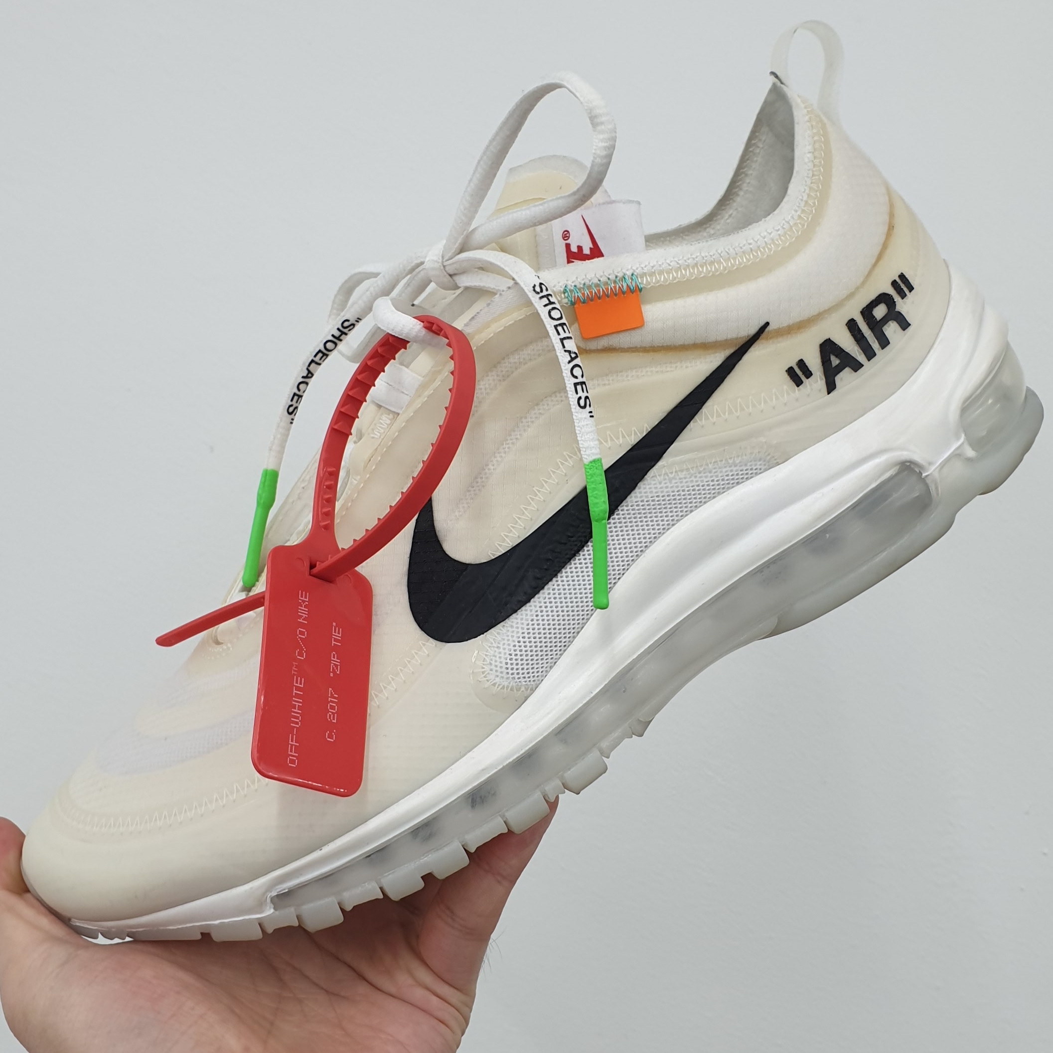 Nike x Off-White Air Max 97 OG The Ten 착용 스타일
