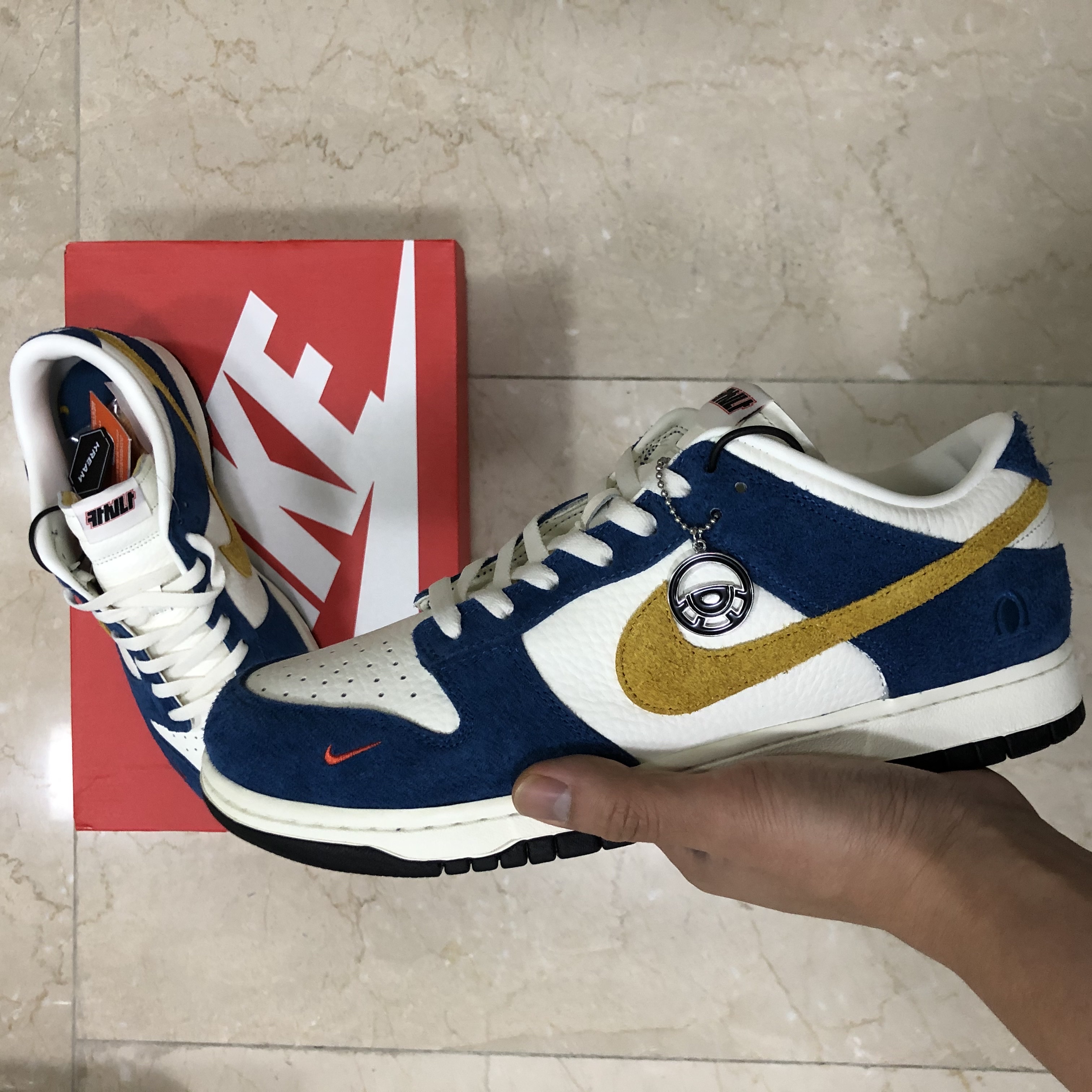 Nike x Kasina Dunk Low 80's Bus 착용 스타일 - 2