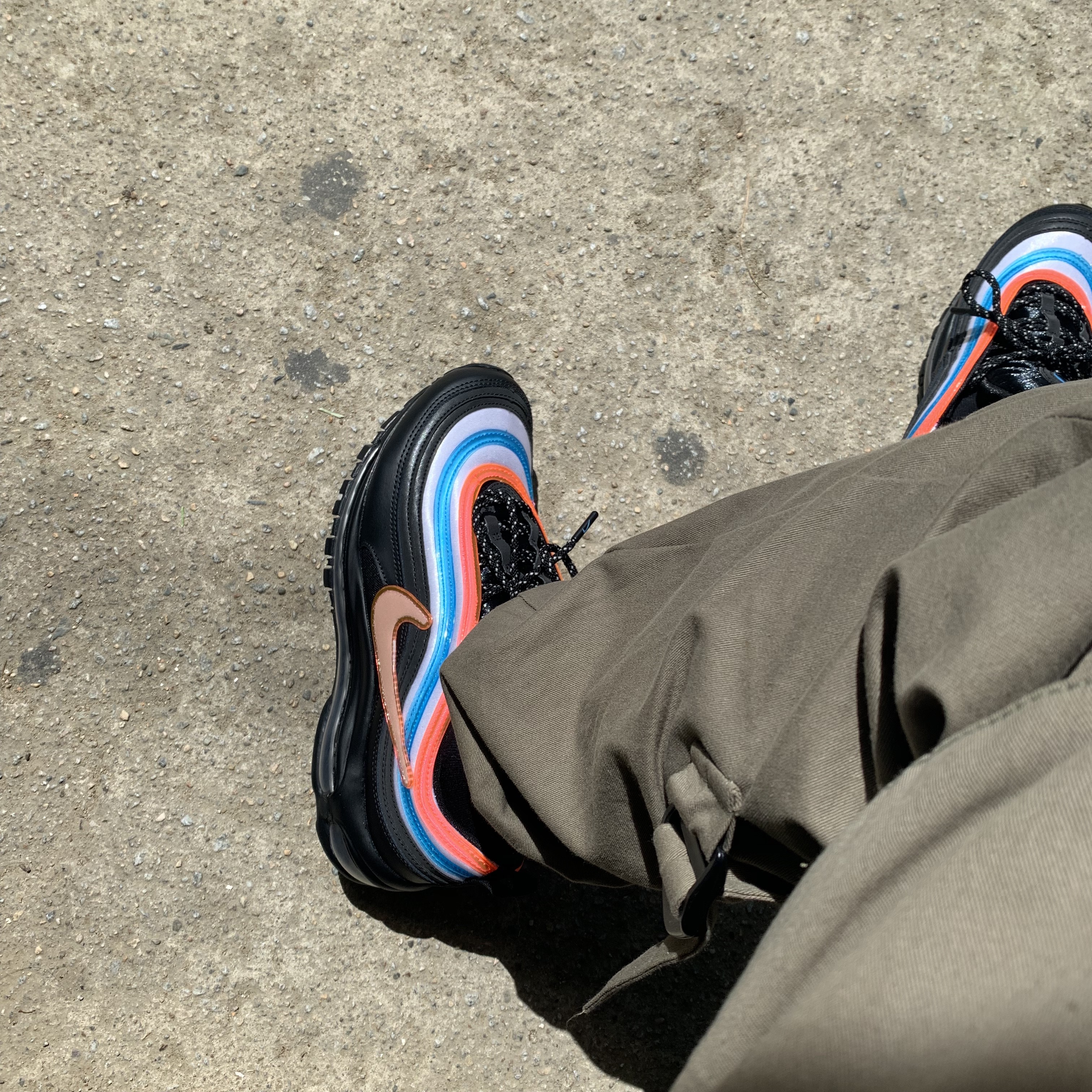 Nike Air Max 97 Neon Seoul 착용 스타일