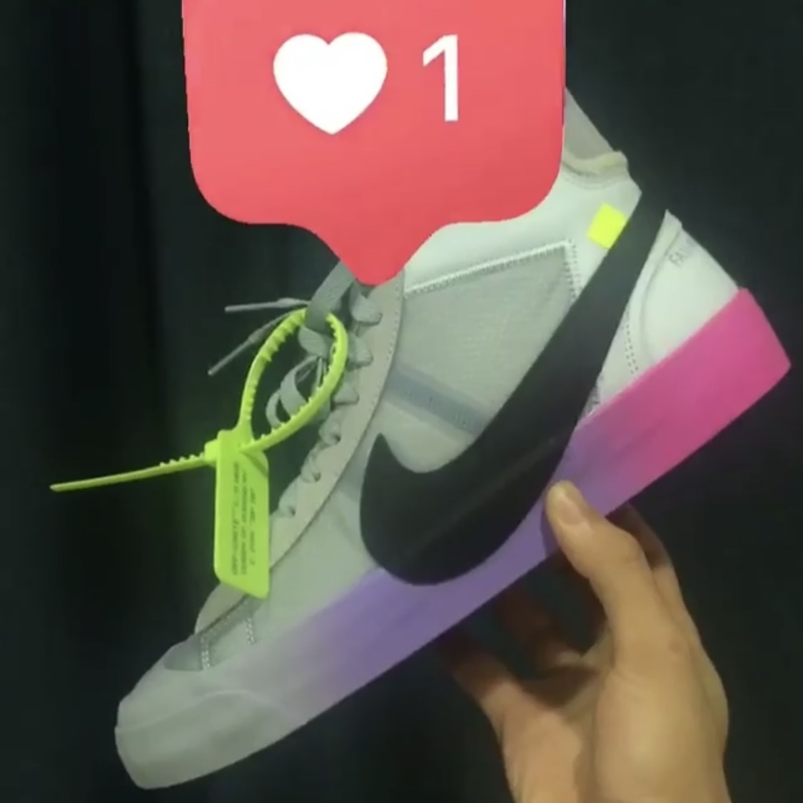 Nike x Off-White Blazer Mid Wolf Grey Serena Queen 착용 스타일