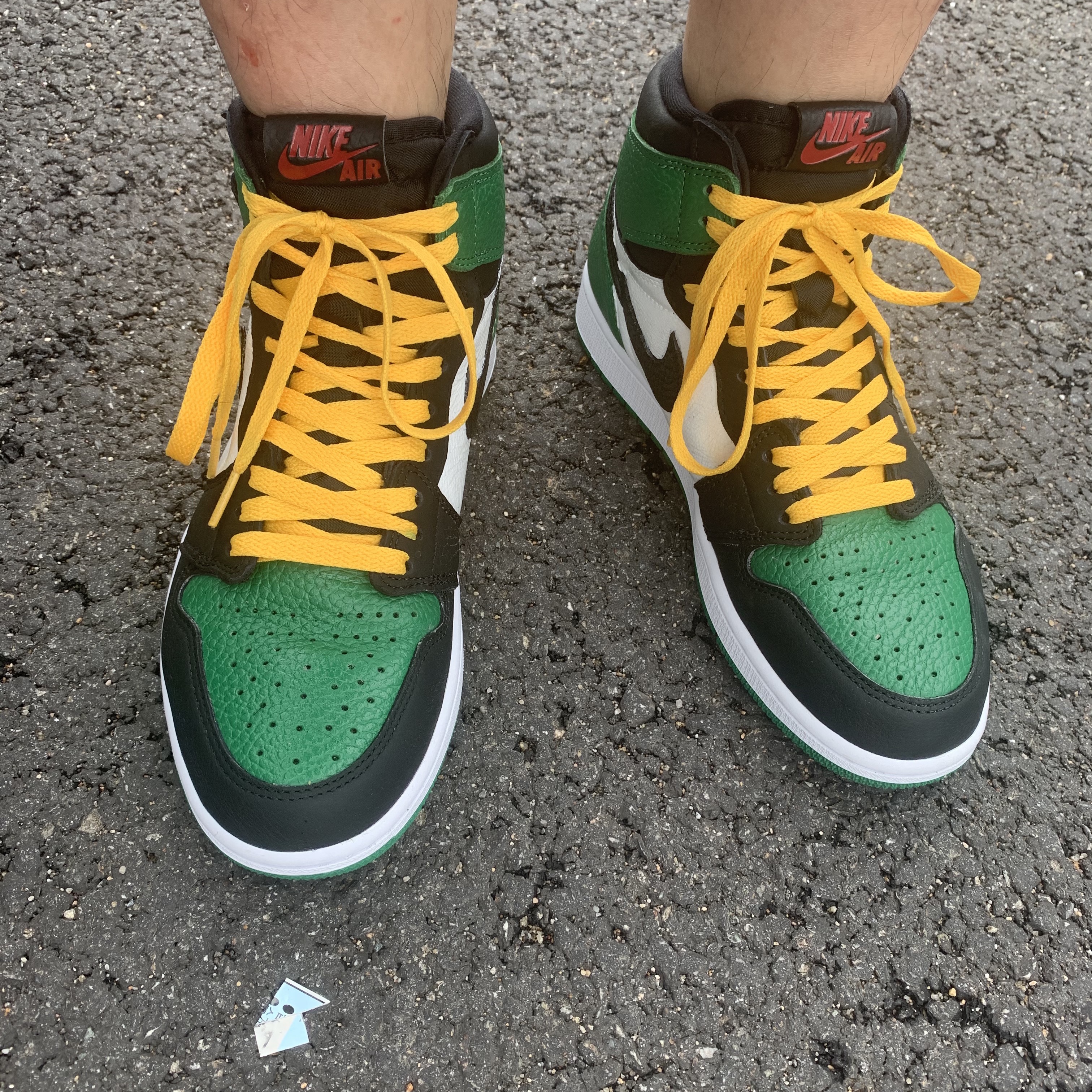 Jordan 1 Retro High OG Pine Green Black 착용 스타일 - 2