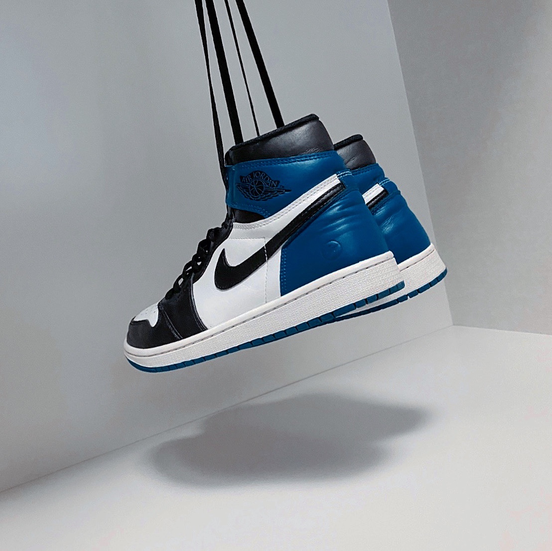 Jordan 1 x Fragment Retro High OG 착용 스타일