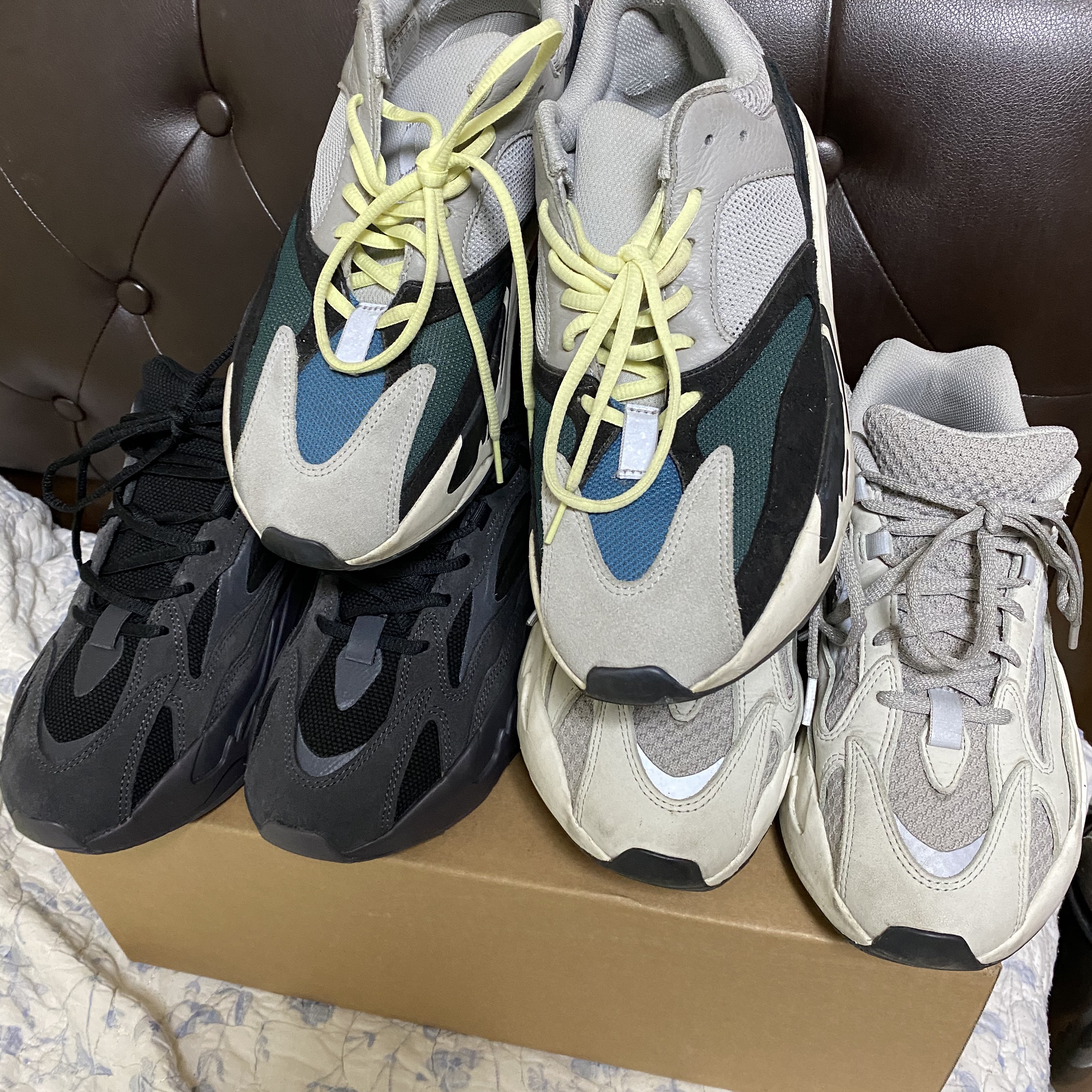 Adidas Yeezy Boost 700 Wave Runner Solid Grey 2017/2019, Adidas Yeezy Boost 700 V2 Static 2018 착용 스타일 - 5