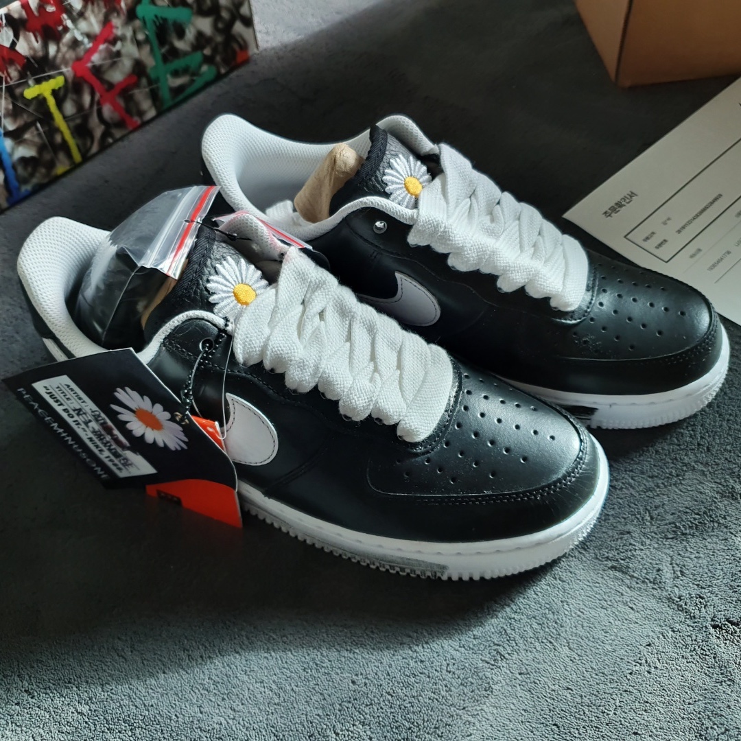 Nike x Peaceminusone Air Force 1 Low Para-Noise 착용 스타일 - 1