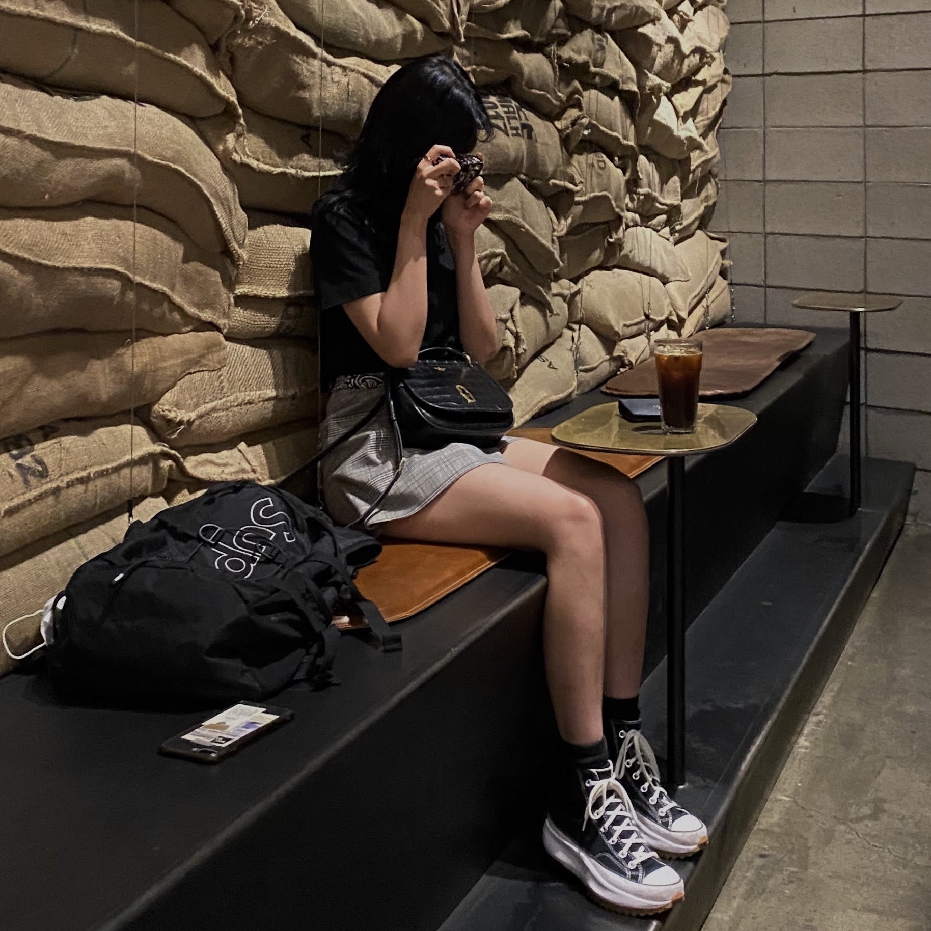 Converse Run Star Hike Hi Black White Gum 착용 스타일