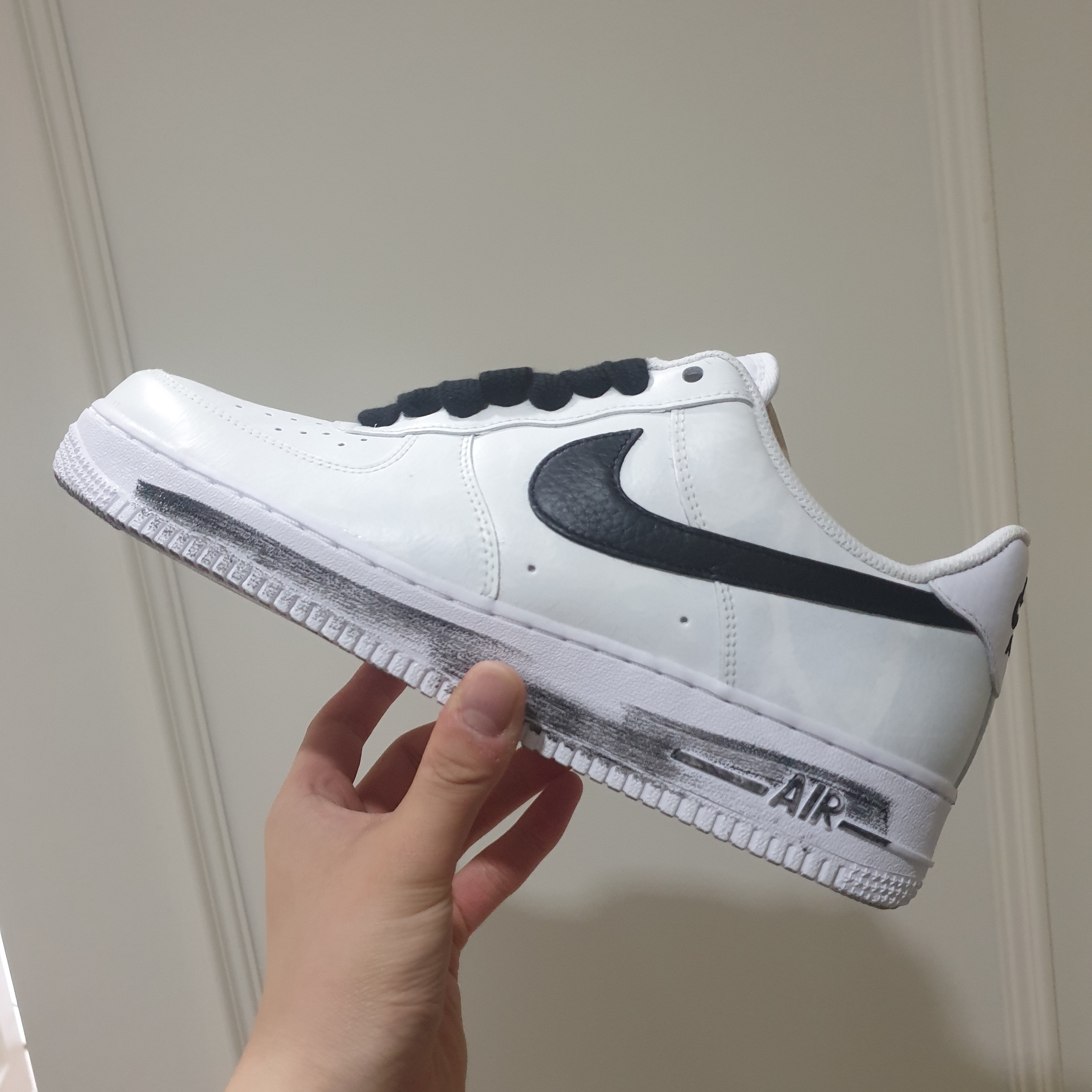 Nike x Peaceminusone Air Force 1 Low Para-Noise 2.0 착용 스타일 - 2
