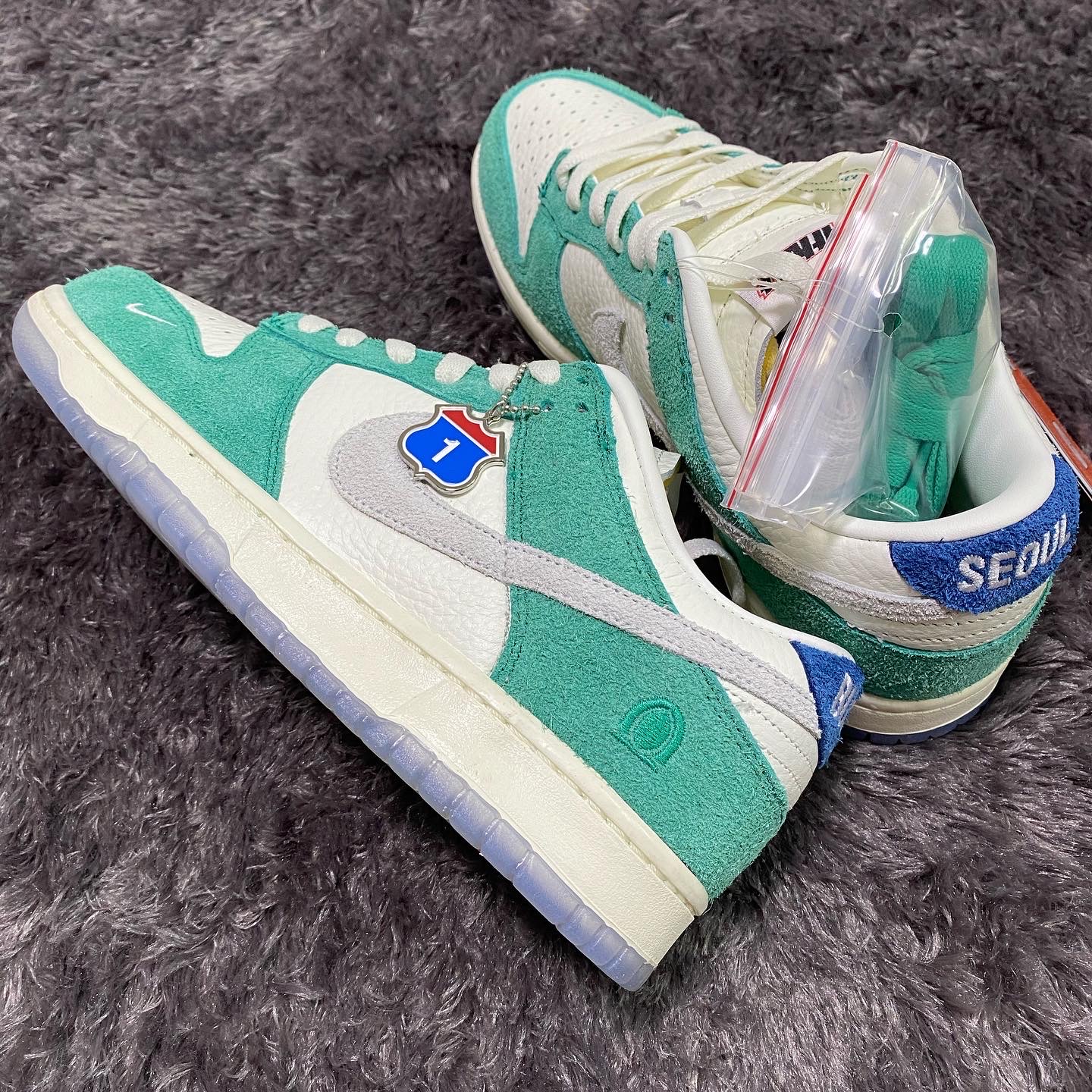 Nike x Kasina Dunk Low Road Sign - Kasina Exclusive 착용 스타일
