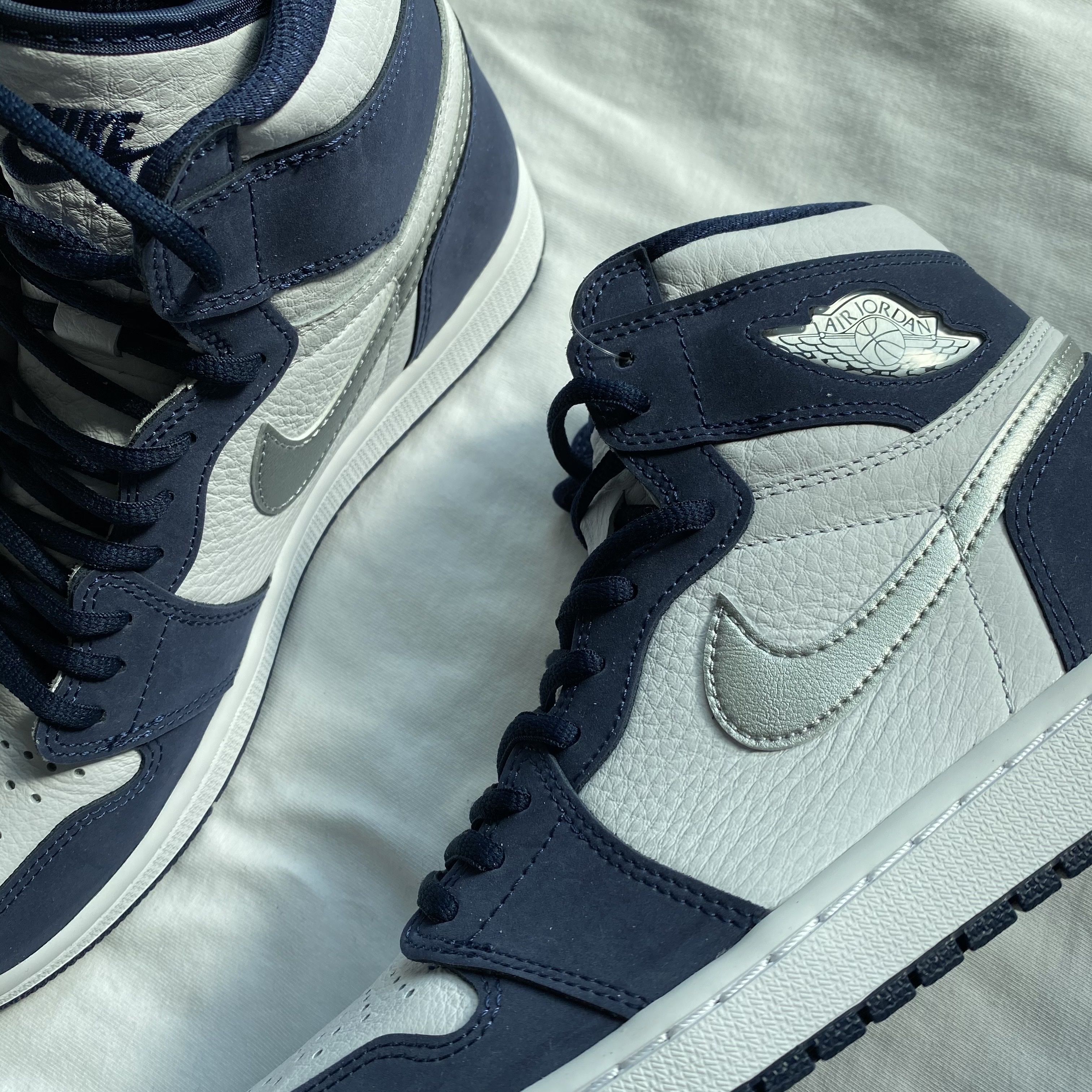 Jordan 1 Retro High OG CO.JP Midnight Navy 착용 스타일