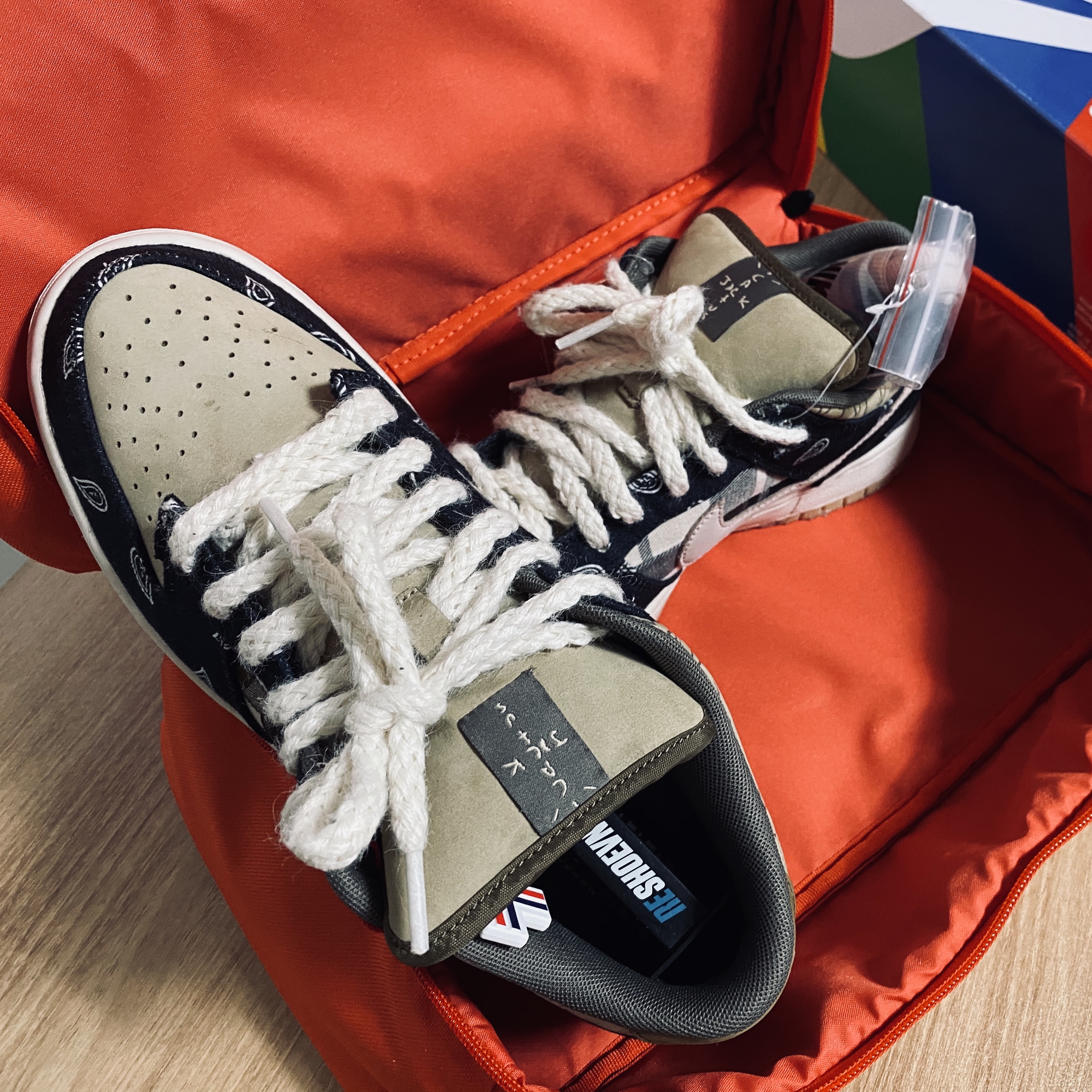Nike x Travis Scott SB Dunk Low 착용 스타일 - 2
