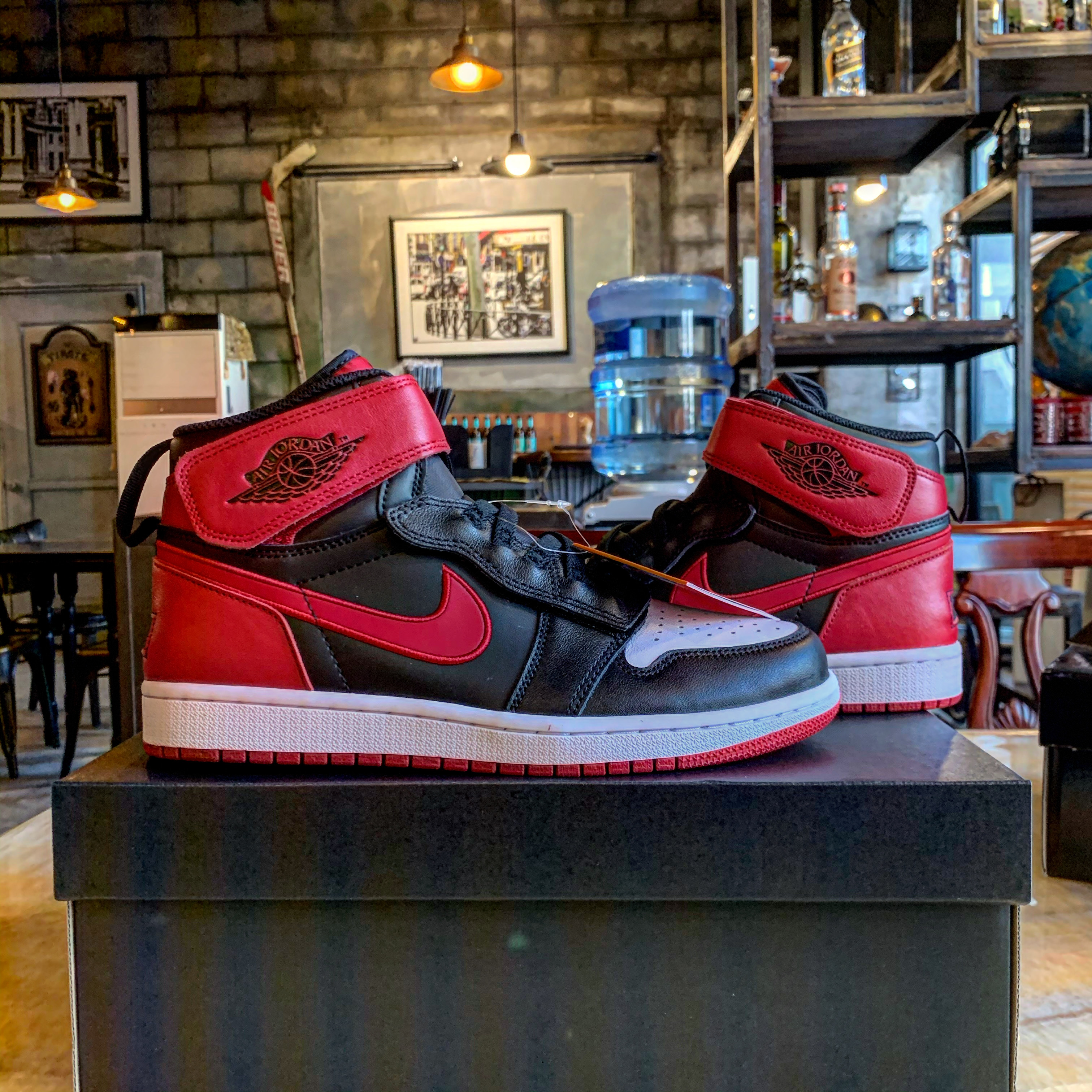 Jordan 1 High FlyEase Bred White Toe 착용 스타일