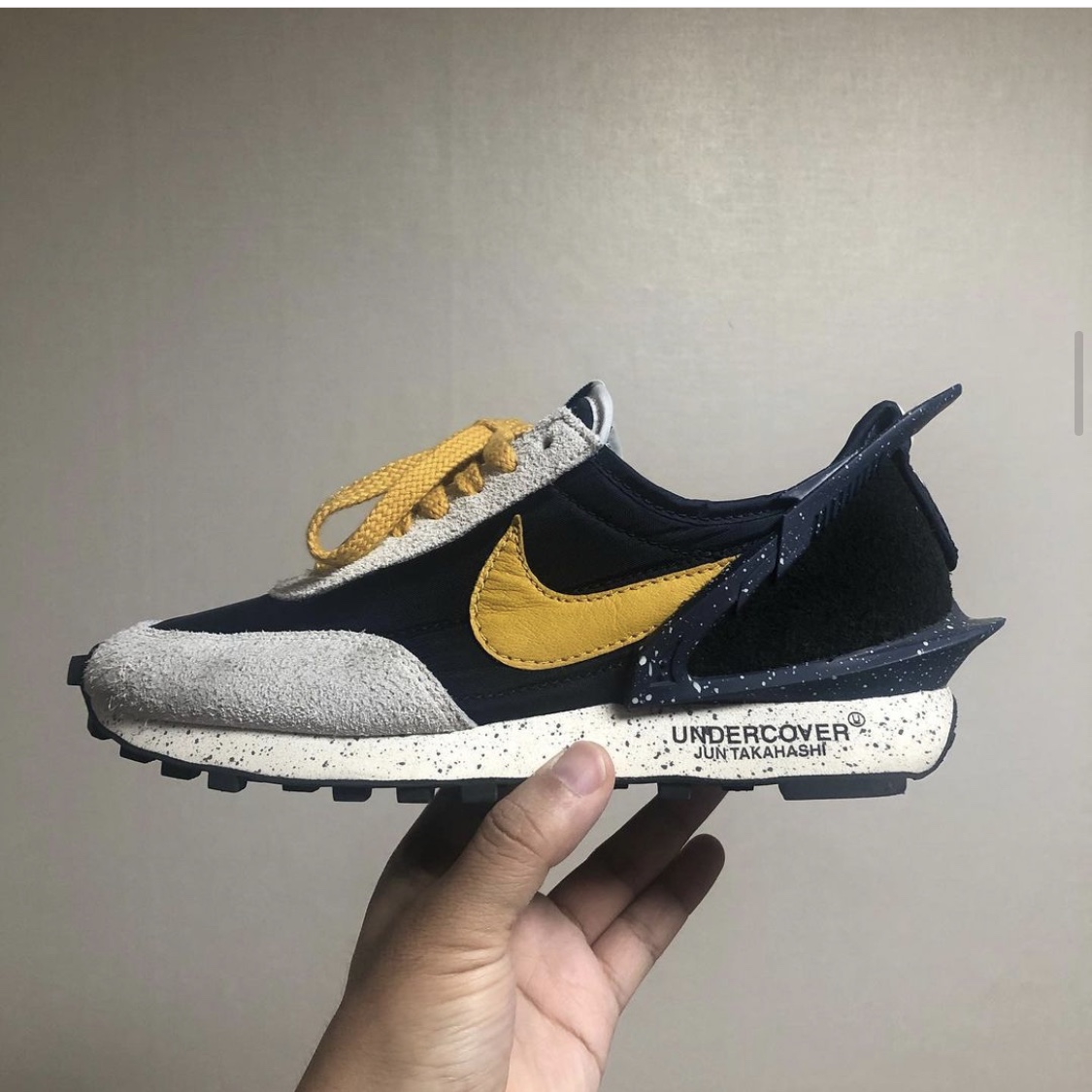 (W) Nike x Undercover Daybreak Obsidian 착용 스타일