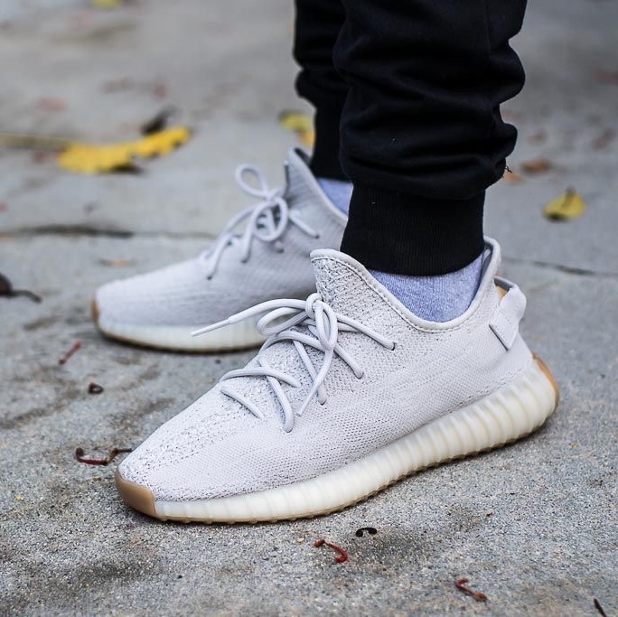 Adidas Yeezy Boost 350 V2 Sesame 2018 착용 스타일