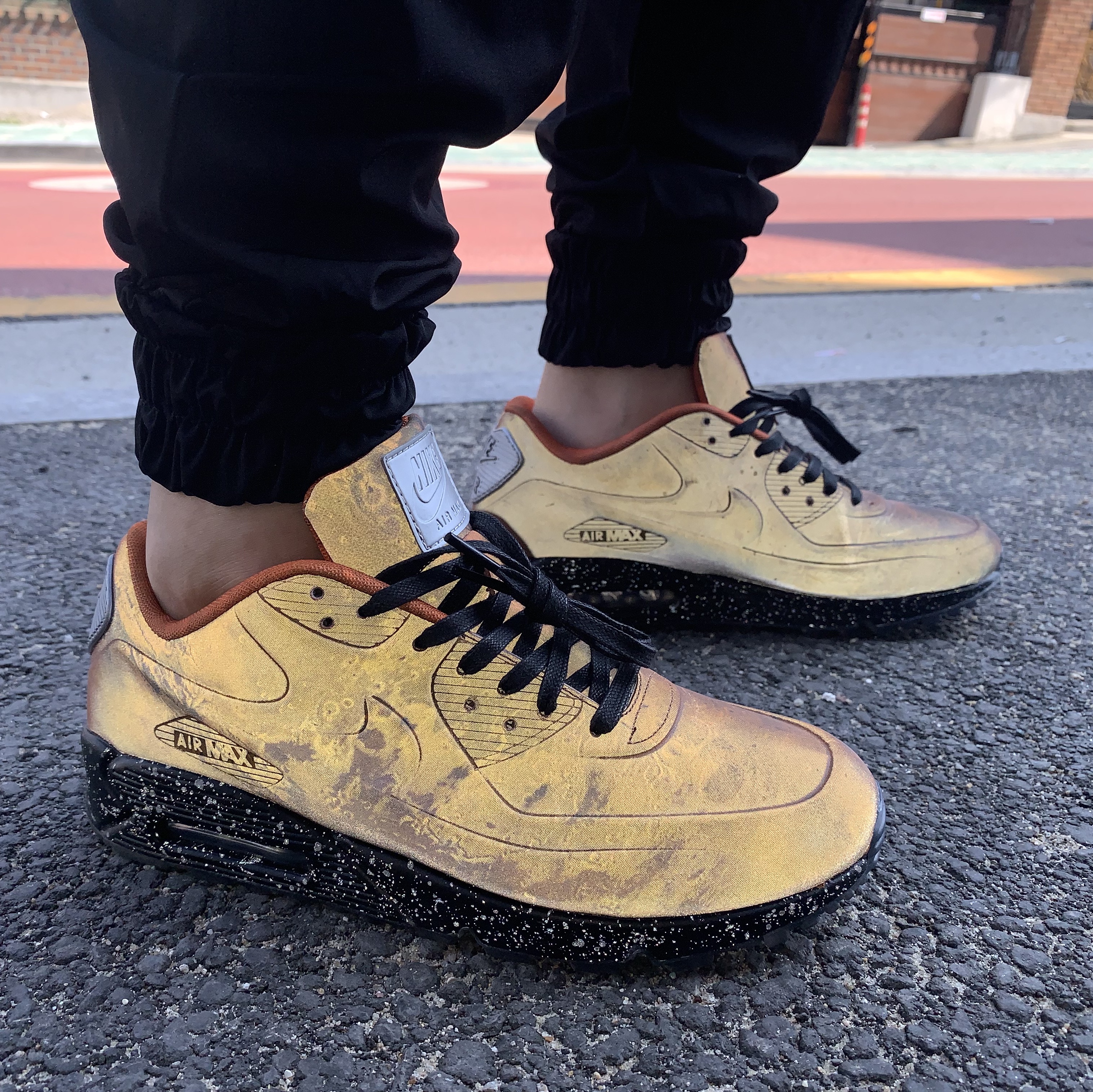 Nike Air Max 90 Mars Landing 착용 스타일 - 2