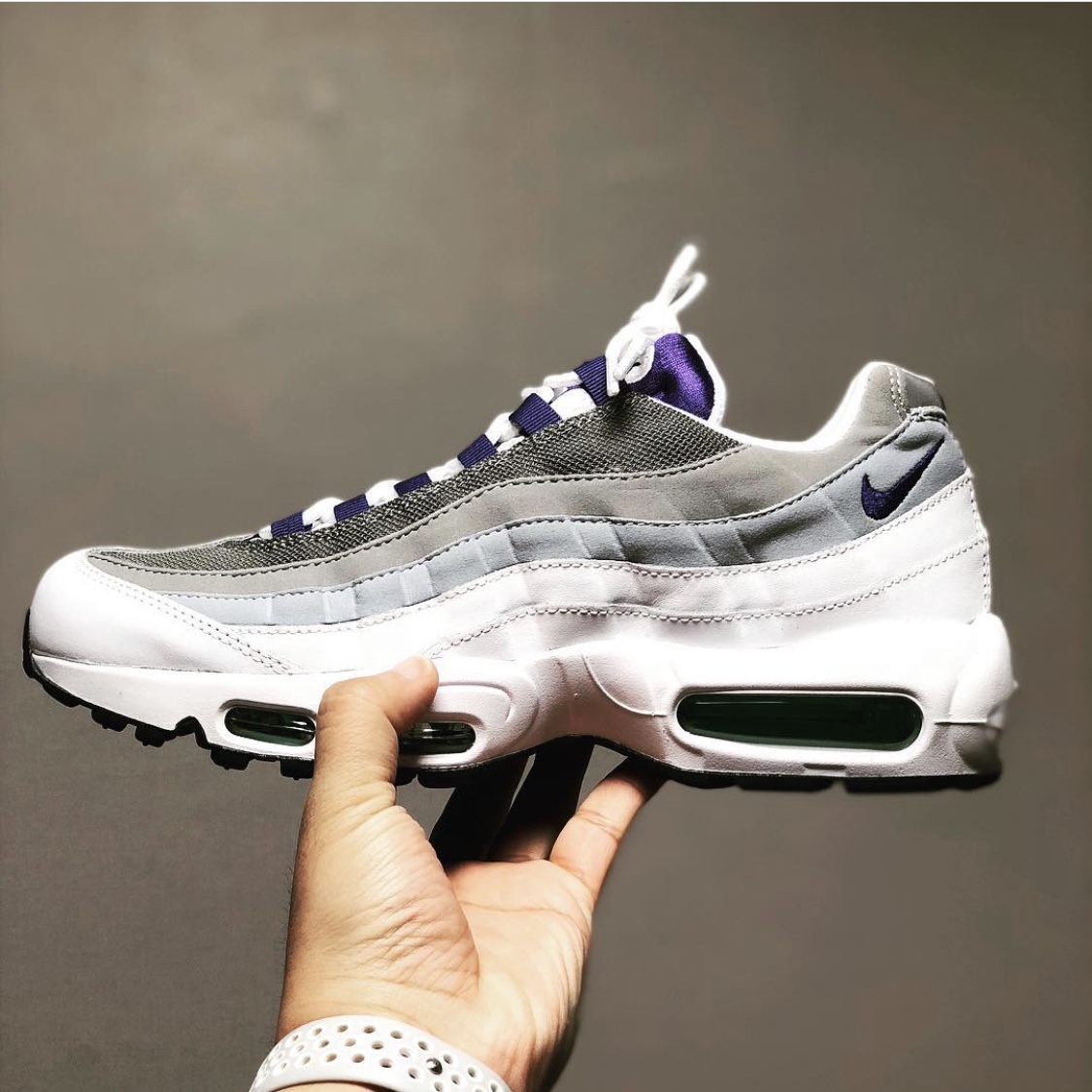 (W) Nike Air Max 95 Grape 2018 착용 스타일