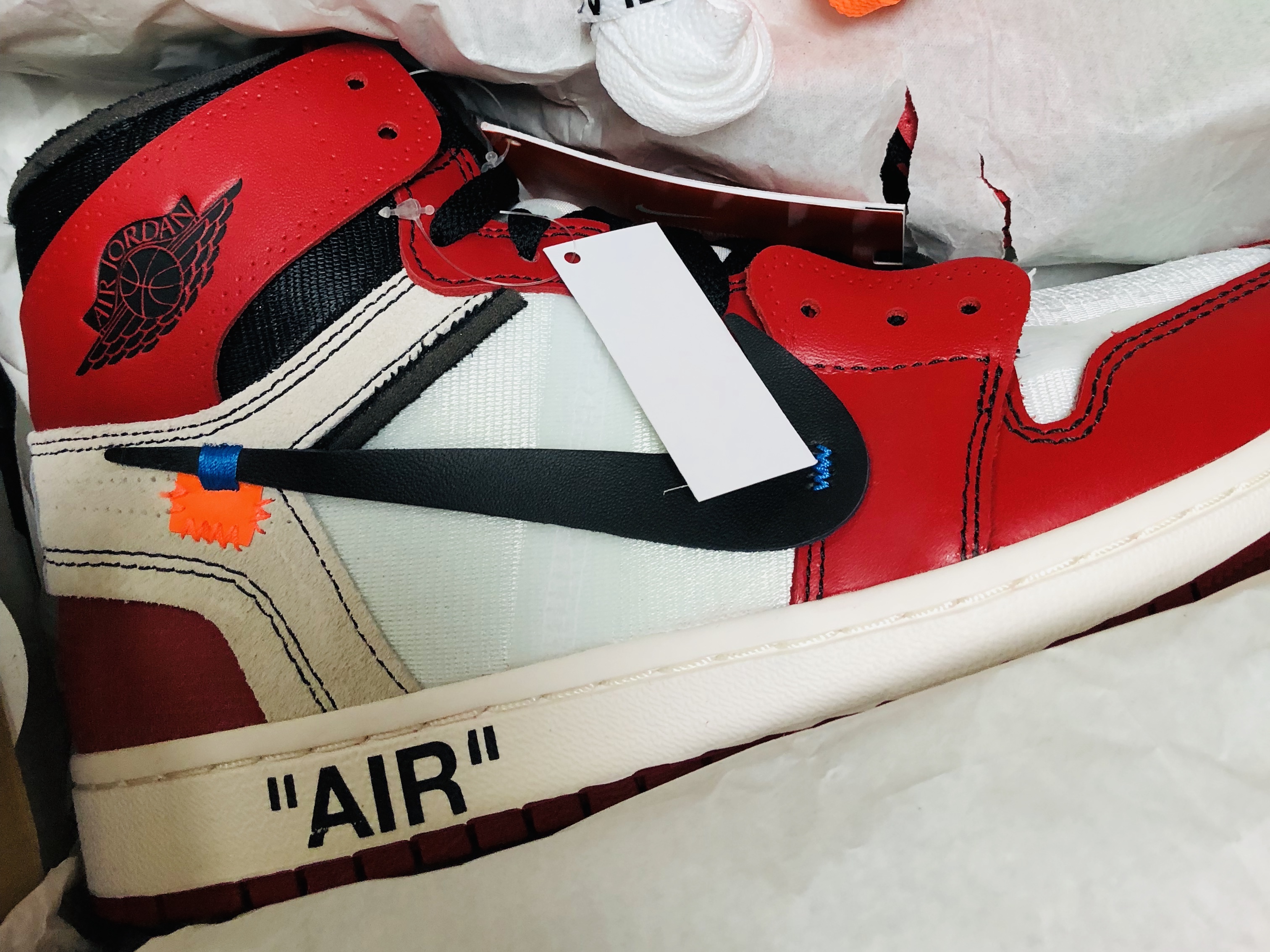 Jordan 1 x Off-White Retro High Chicago The Ten 착용 스타일