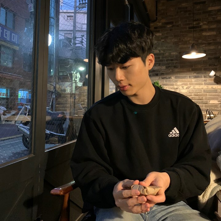 KREAM 프로필 이미지