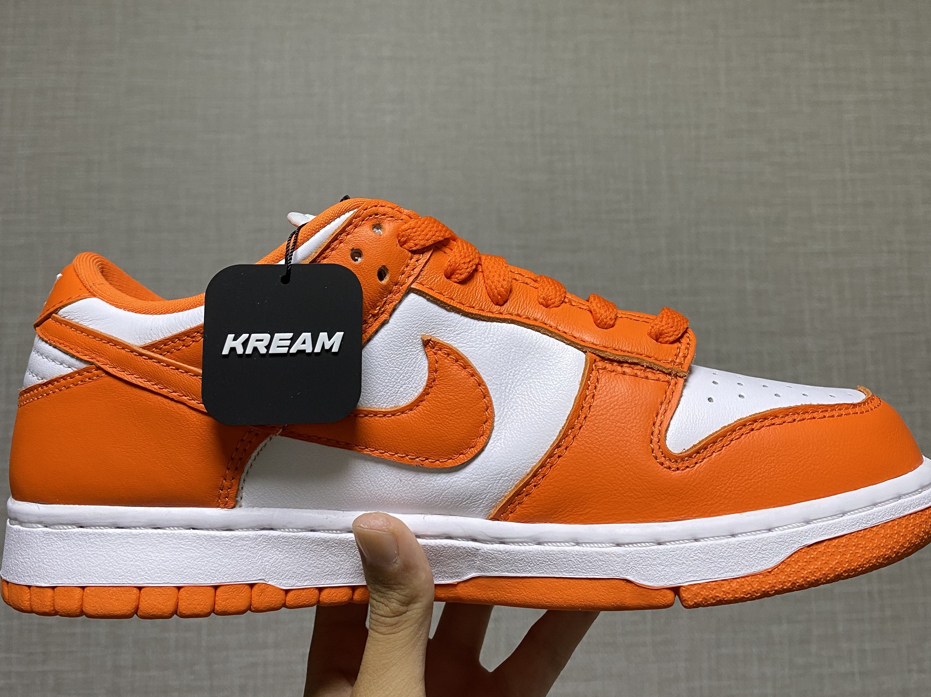 Nike Dunk Low SP Syracuse 2020 착용 스타일