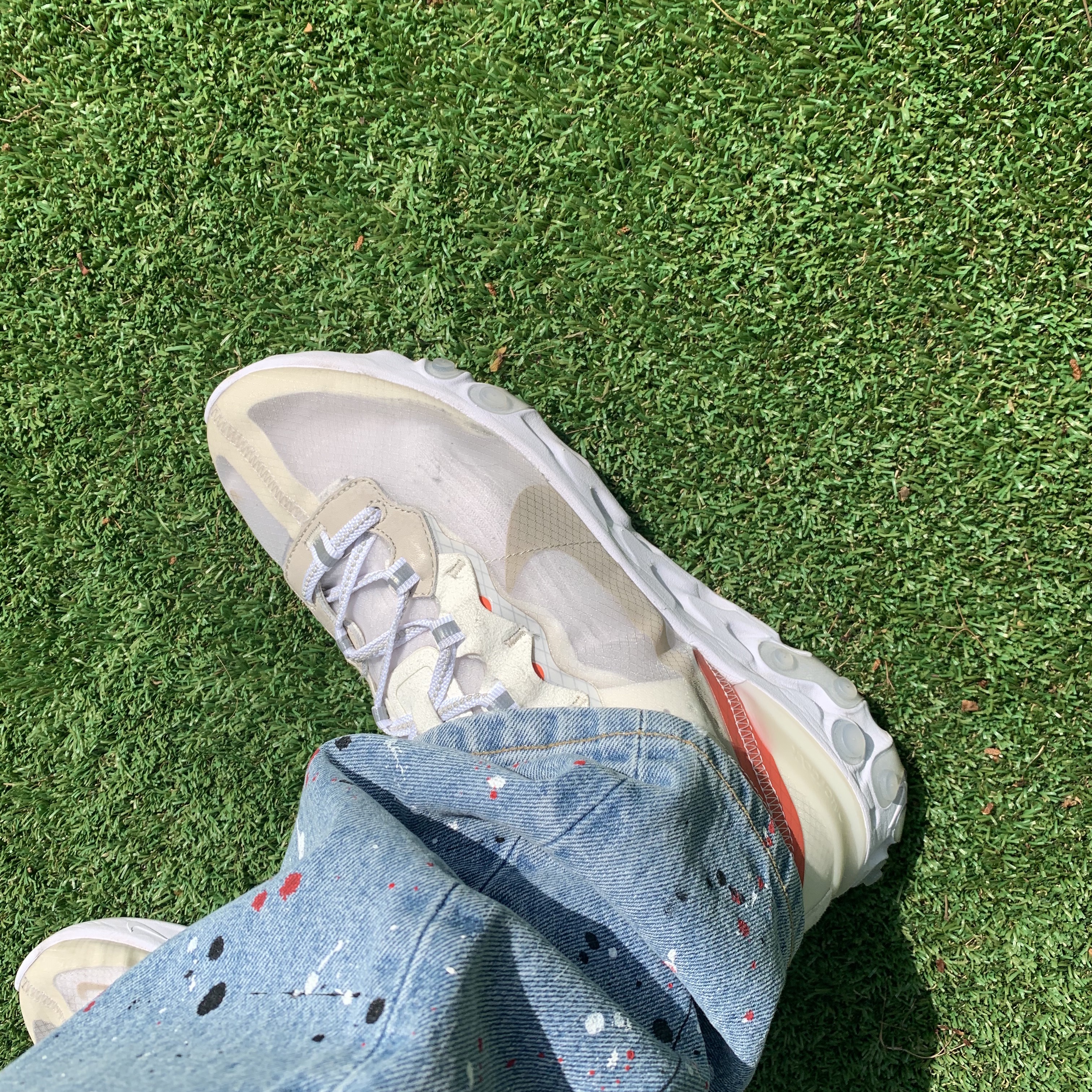 Nike React Element 87 Sail Light Bone 착용 스타일