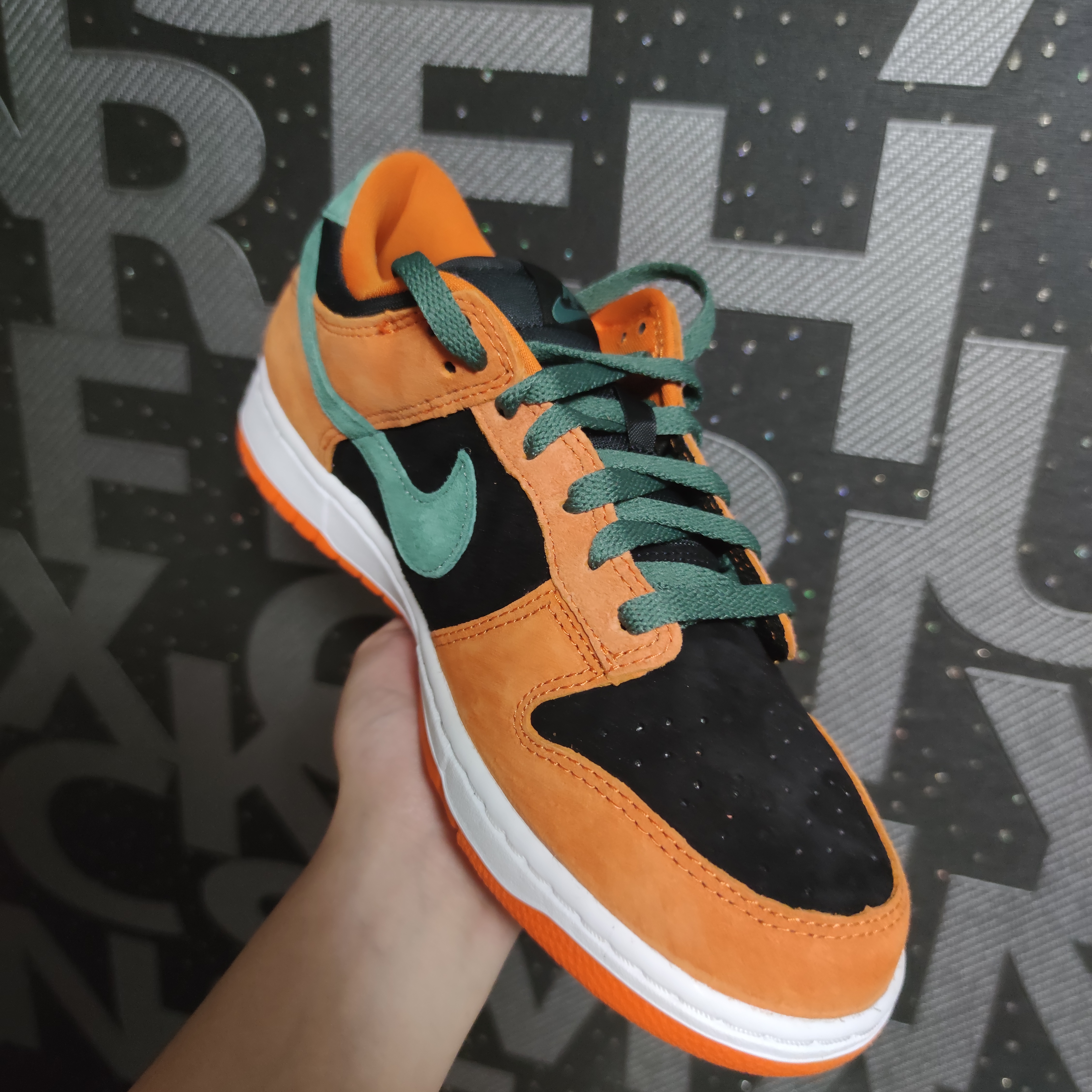 Nike Dunk Low SP Ceramic 착용 스타일 - 1