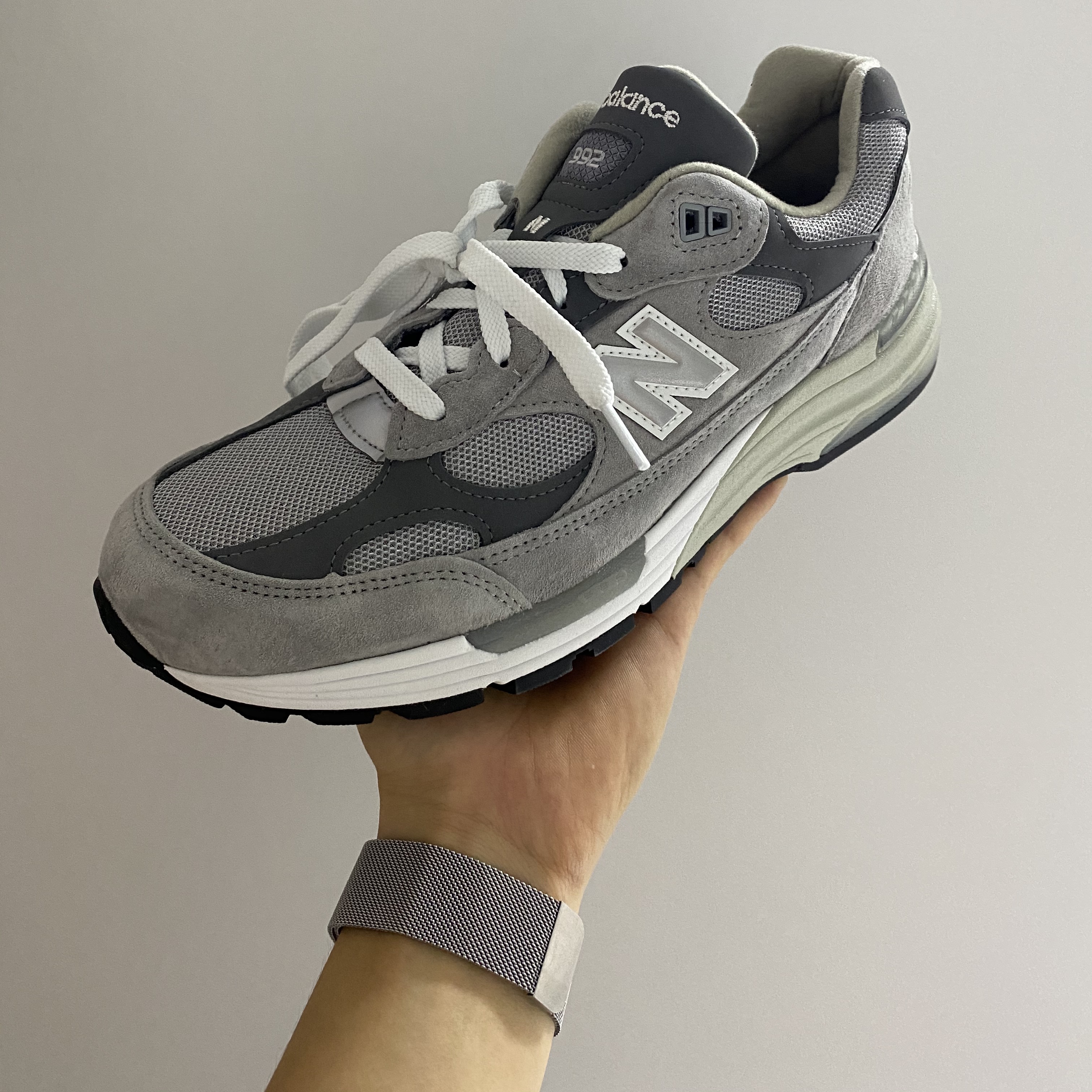 New Balance 992 Made in USA Grey - D Standard 착용 스타일