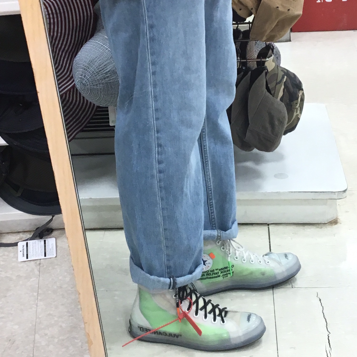 Converse x Off-White Chuck 70 High The Ten 착용 스타일