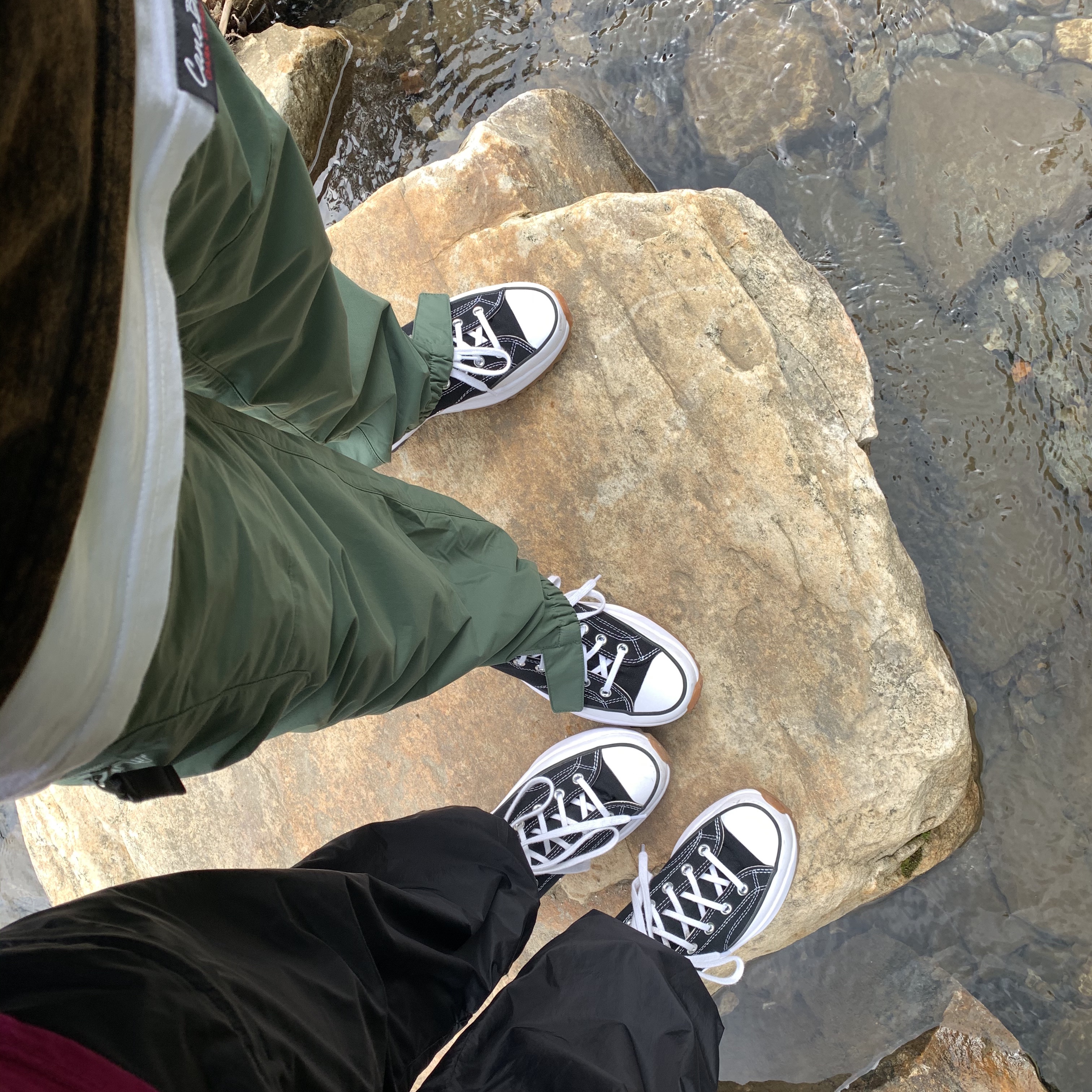 Converse Run Star Hike Hi Black White Gum 착용 스타일