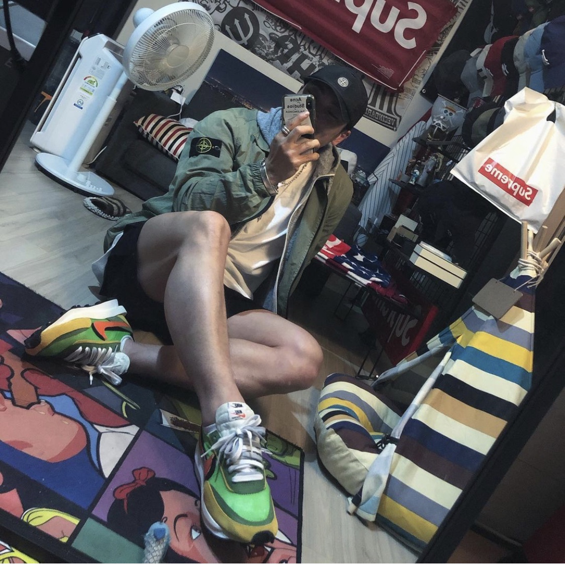Nike x Sacai LDWaffle Green Multi 착용 스타일