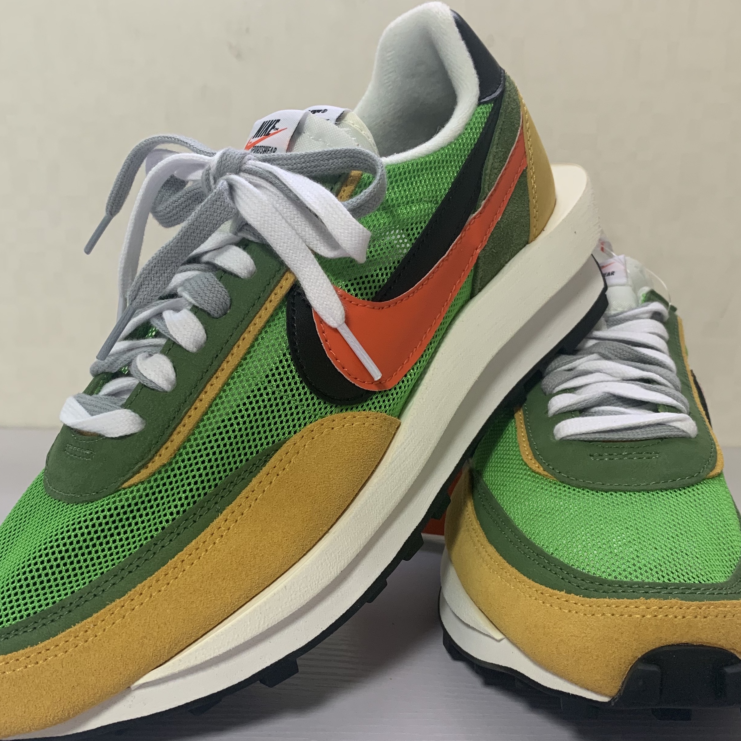 Nike x Sacai LDWaffle Green Multi 착용 스타일