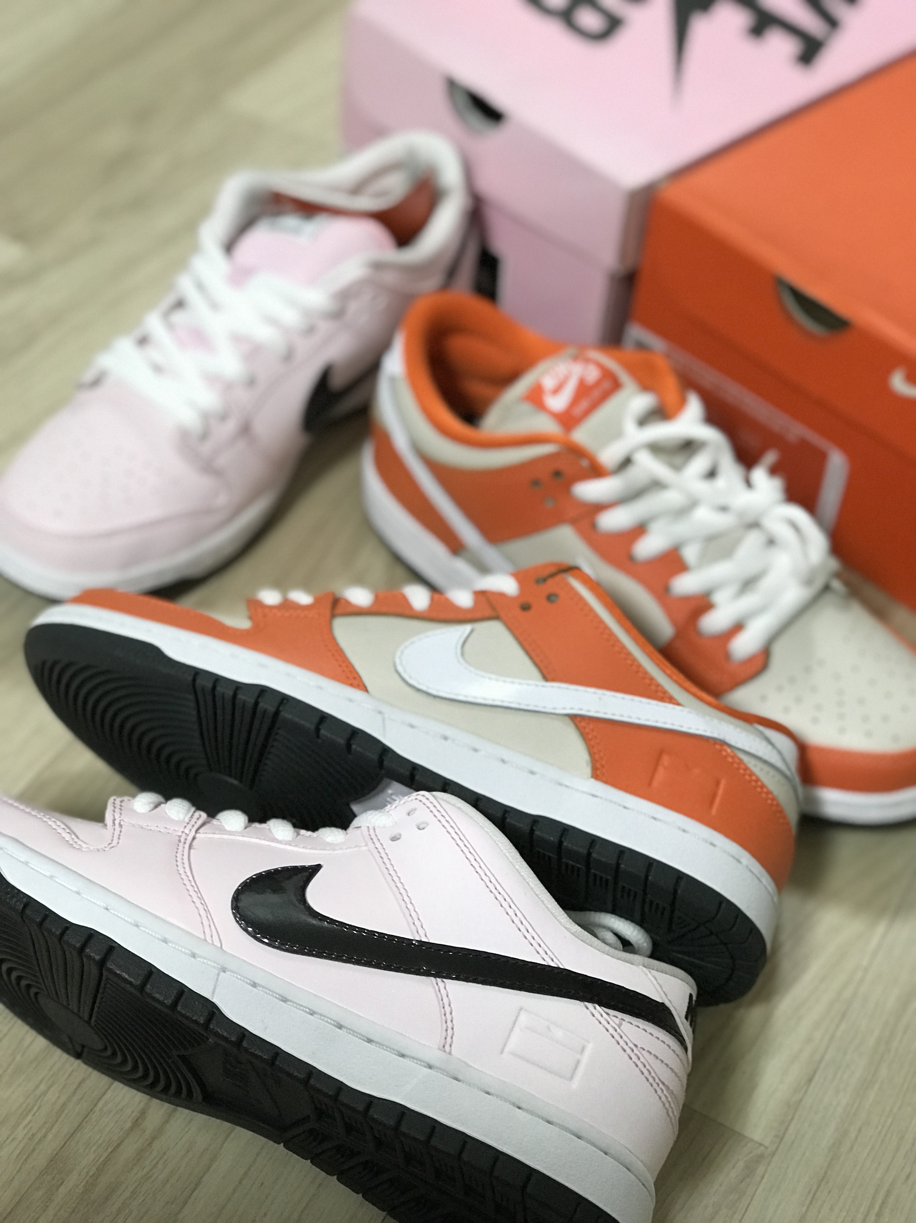 Nike Dunk SB Low Pink Box, Nike Dunk SB Low Orange Box 착용 스타일 - 2