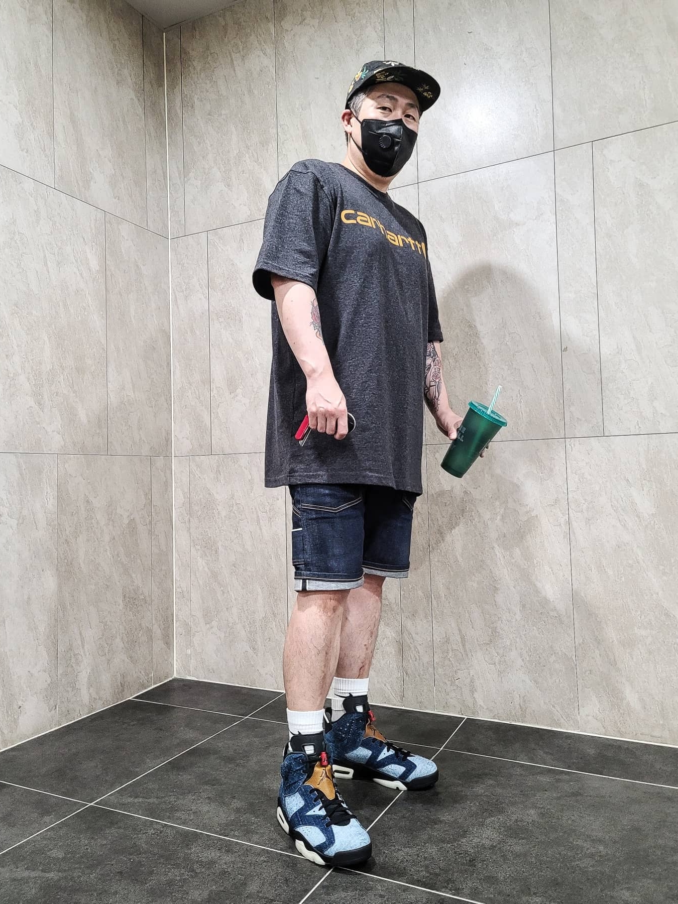 Jordan 6 Retro Washed Denim 착용 스타일