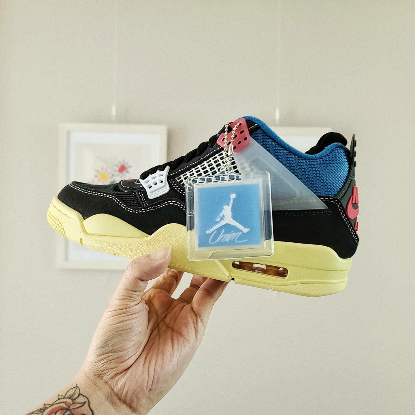 Jordan 4 x Union Retro Off Noir 착용 스타일 - 1